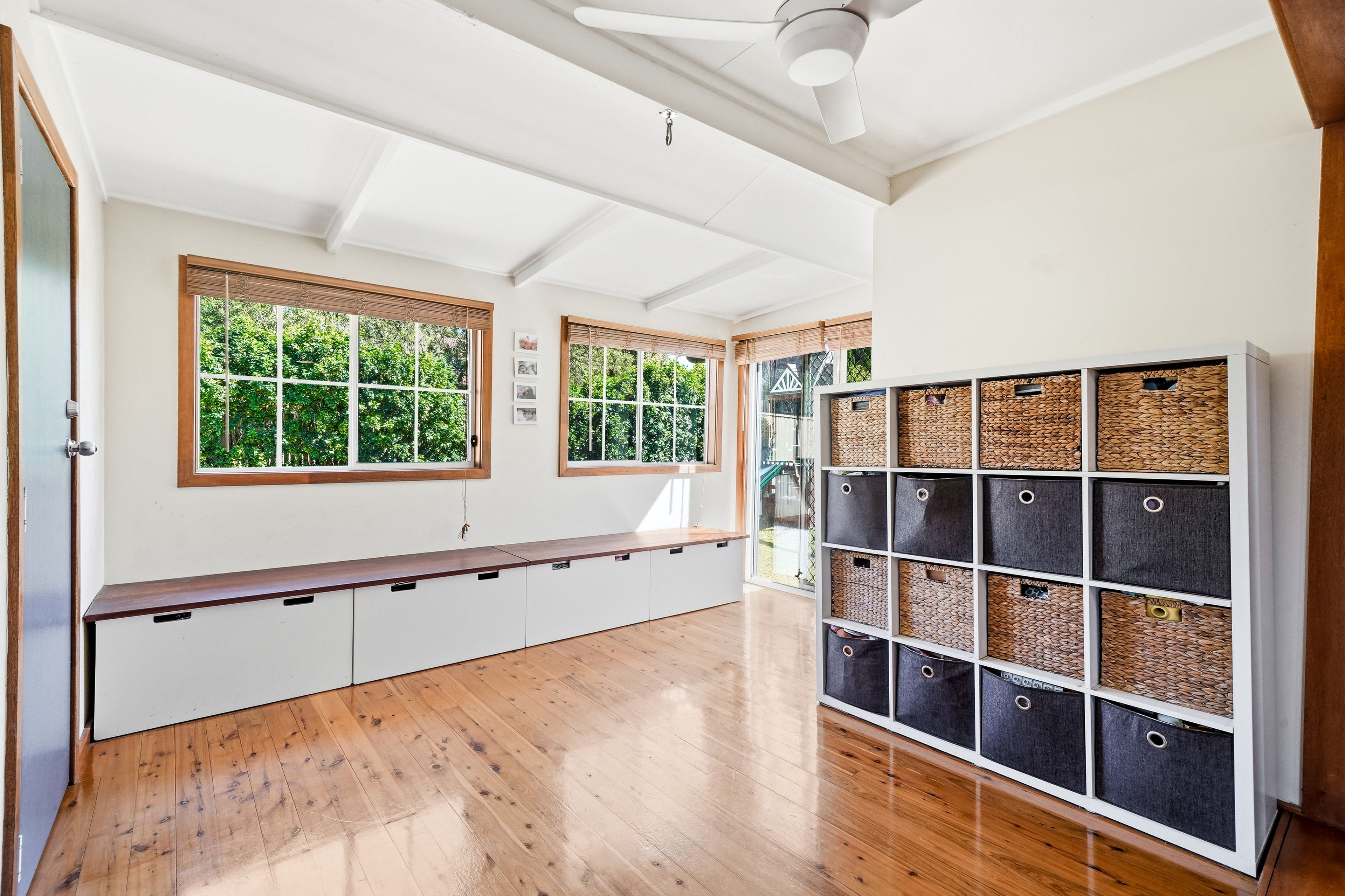 18 Maple Road — photo 4 of 14