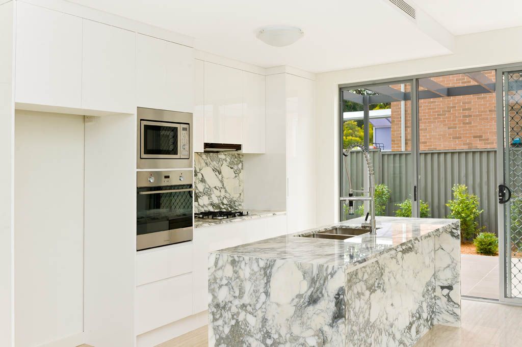 1/874 Forest Road, Peakhurst, NSW 2210