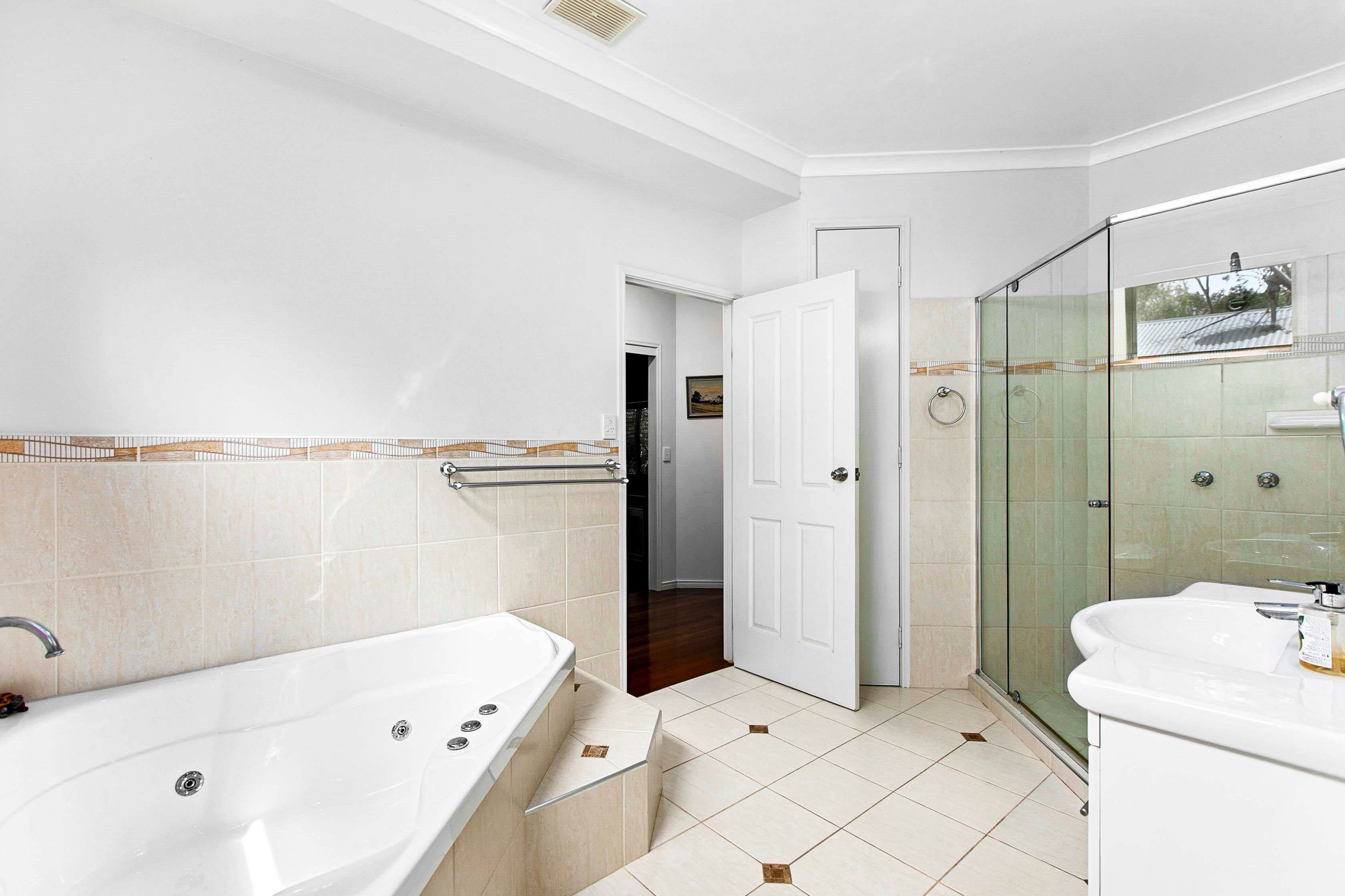 26 Orchid Avenue — photo 17 of 30