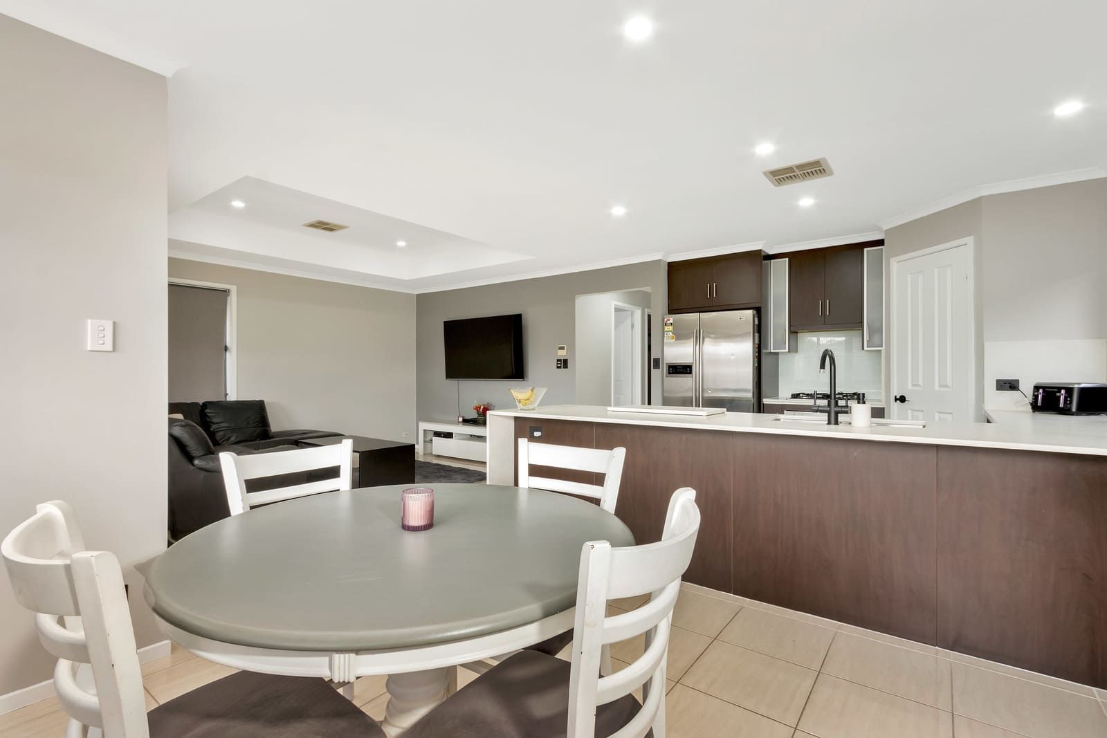 14B Lime Court — photo 3 of 15