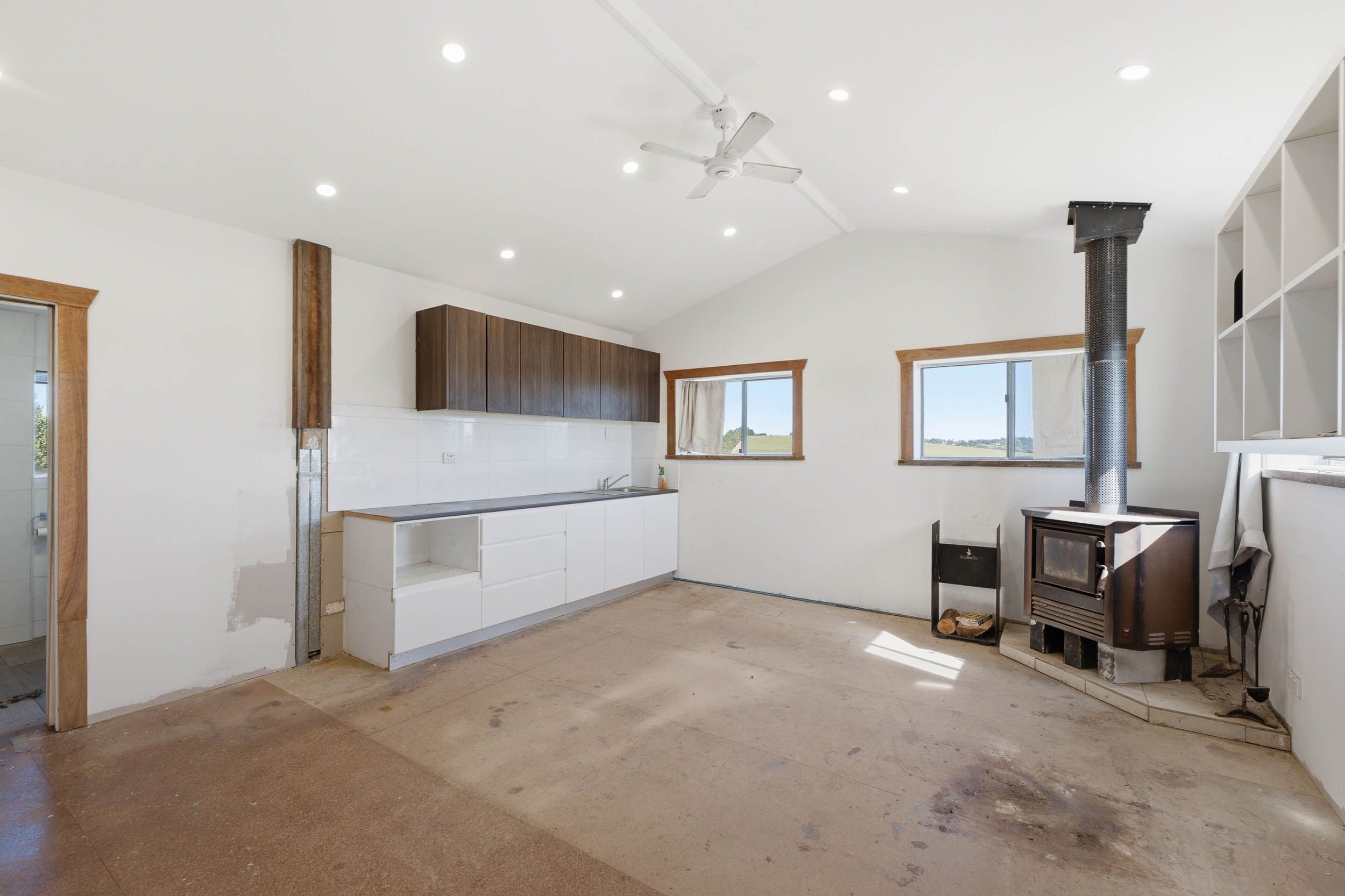 115 Range Road — photo 4 of 14