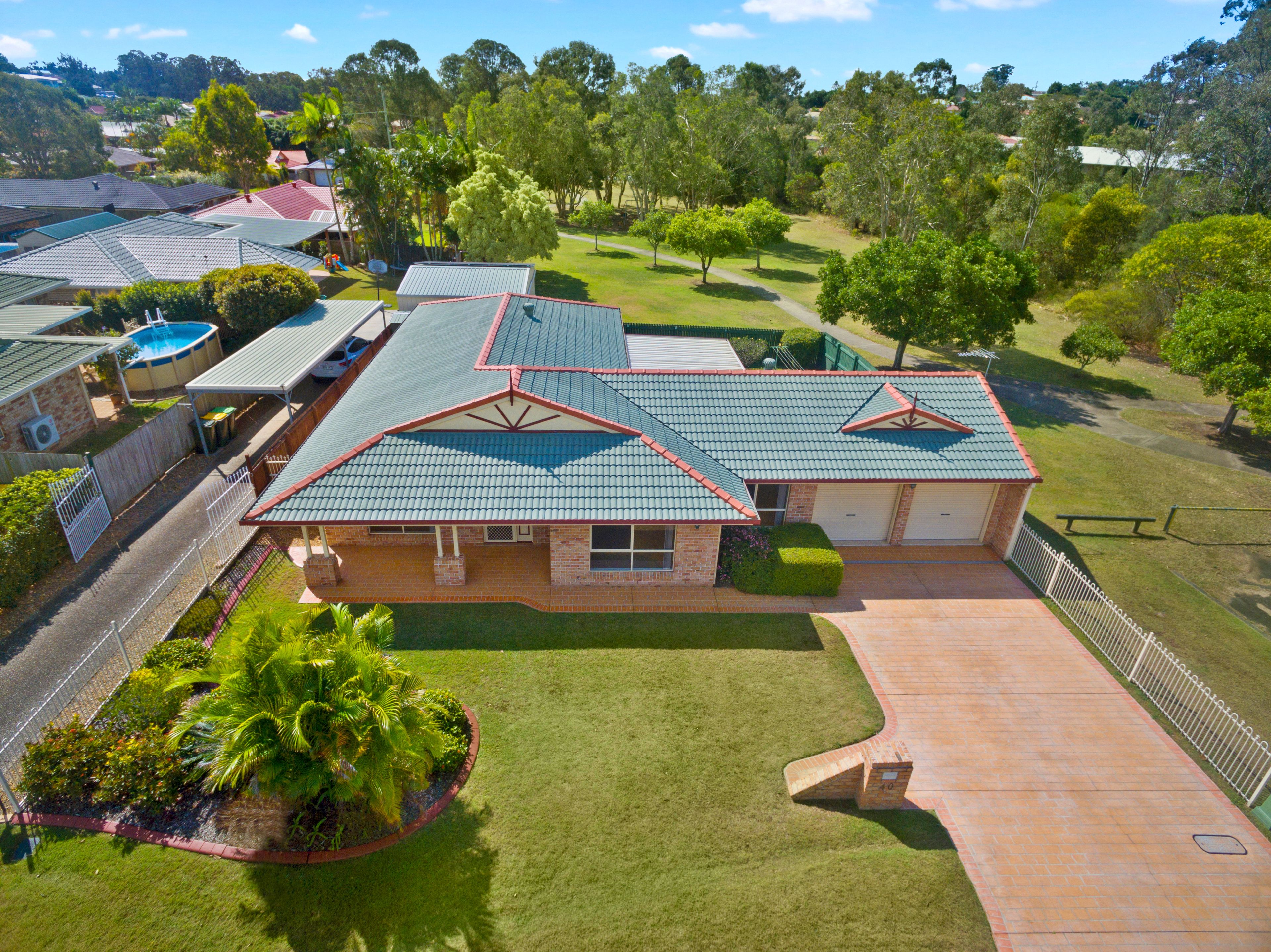 40 Schooner Circuit, Manly West, QLD 4179