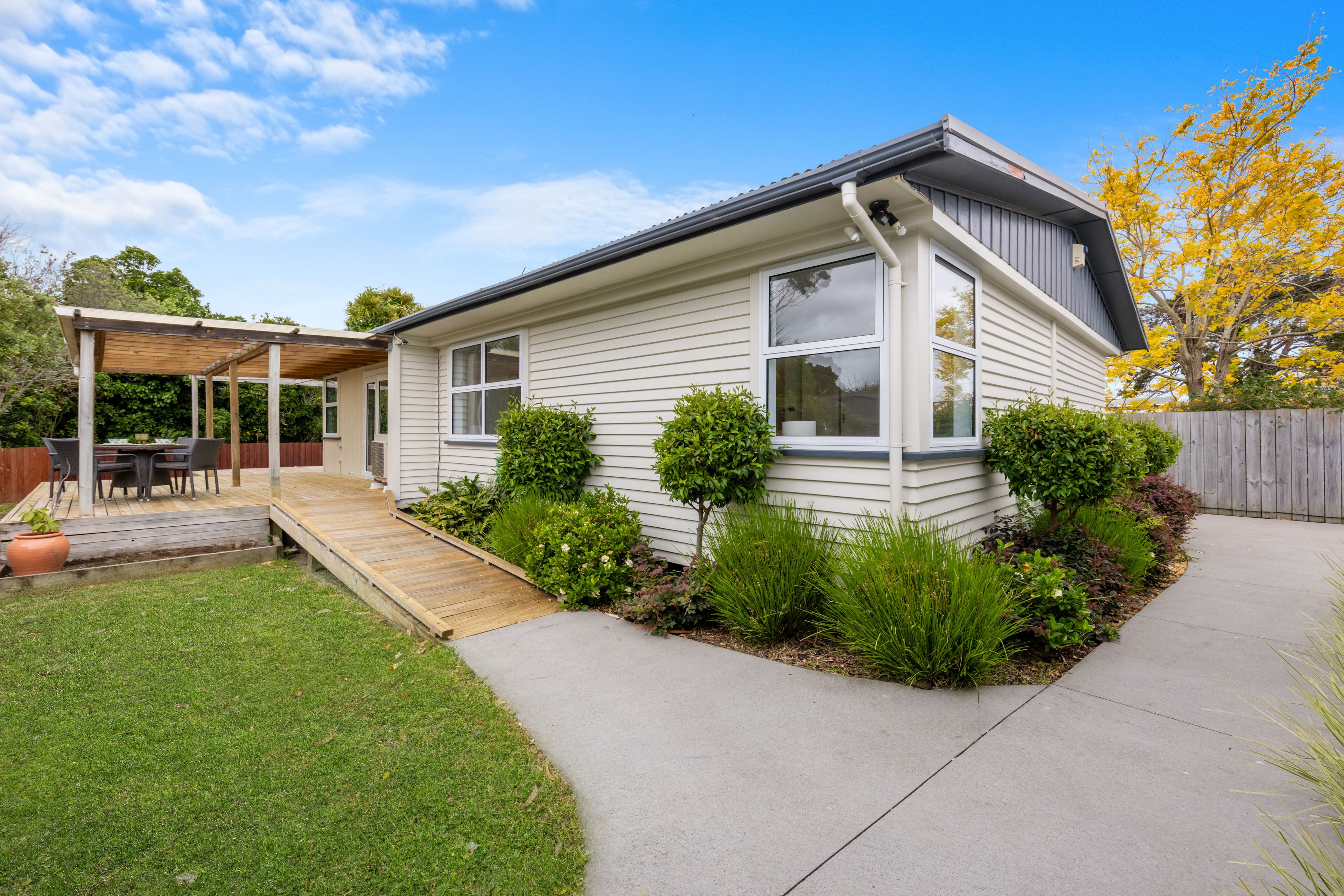 2/18 Mattson Road, Pakuranga, Manukau City