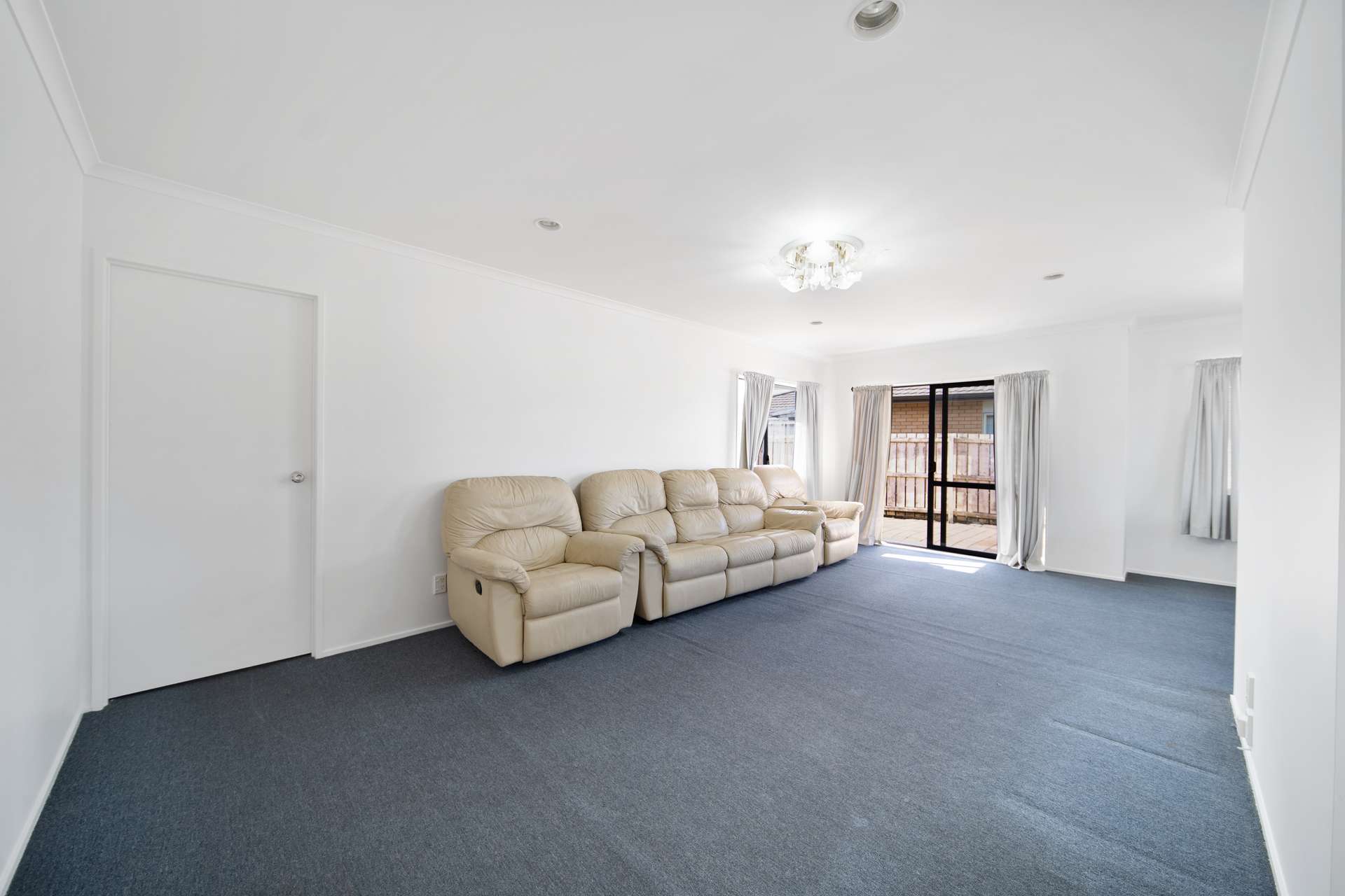 40 Glenveagh Park Drive photo 3