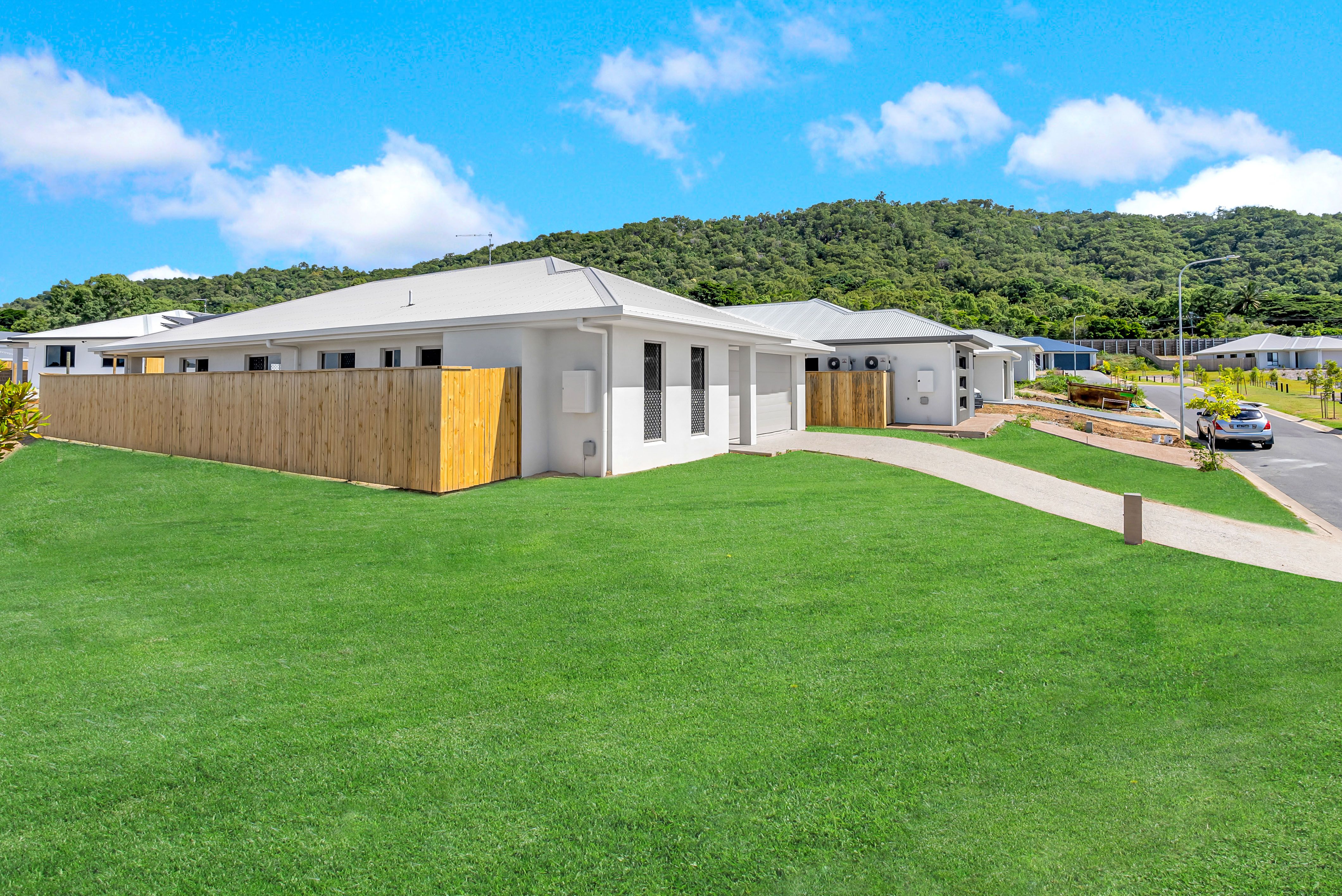 1 Backstay Place, Trinity Beach, QLD 4879