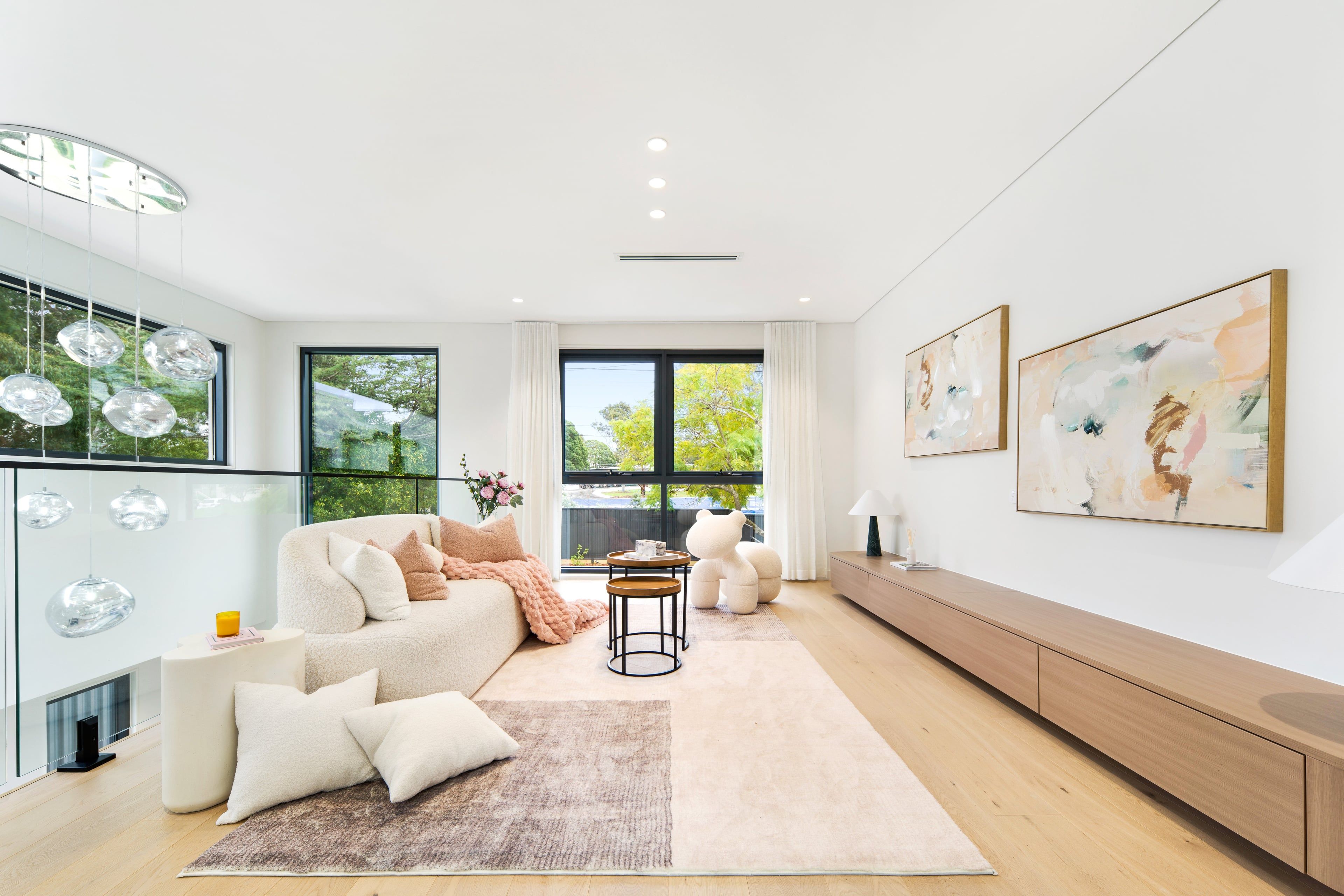 20 Stuart Street — photo 10 of 29