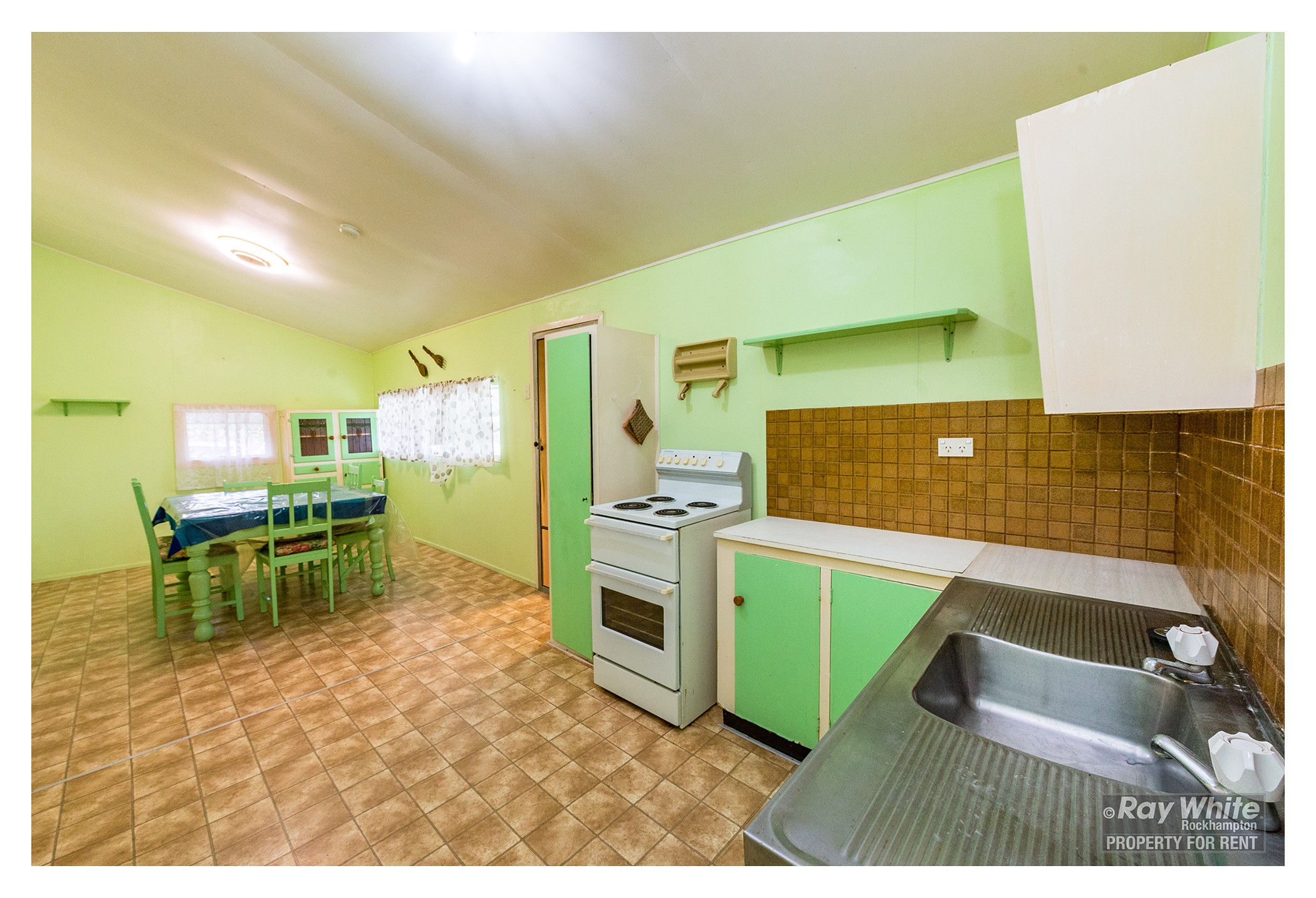 6 Hewitt Street, Emu Park, QLD 4710
