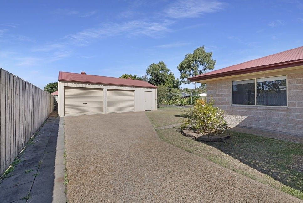 20 Alexander Drive — photo 13 of 15