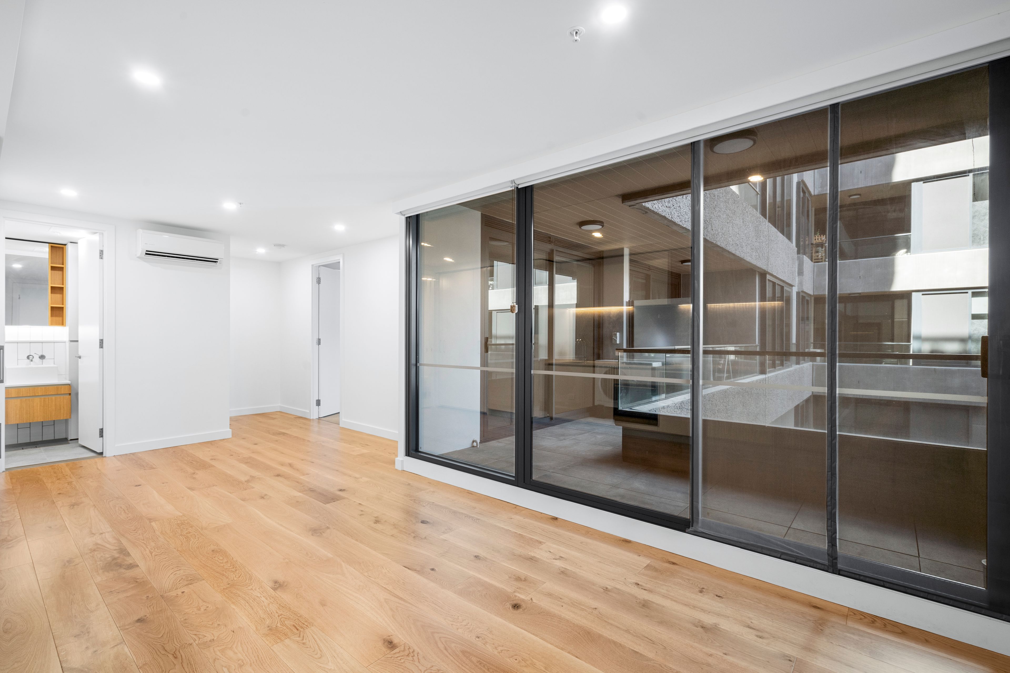 1008/23 Batman Street, West Melbourne, VIC 3003