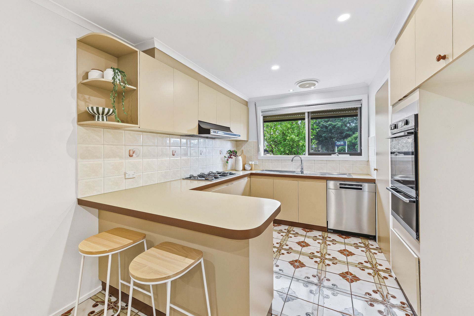 24 Gladeswood Drive — photo 6 of 18
