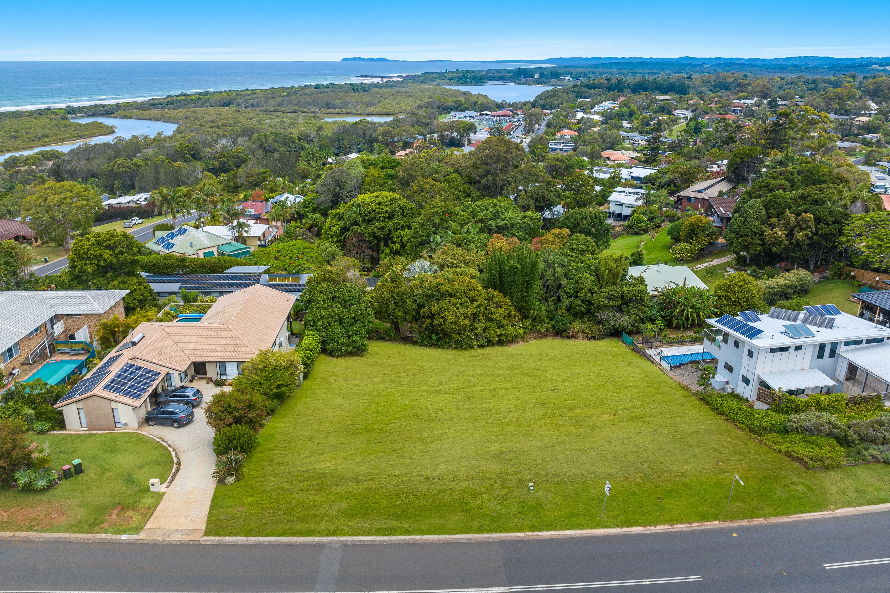 130 Orana Road, Ocean Shores, NSW 2483