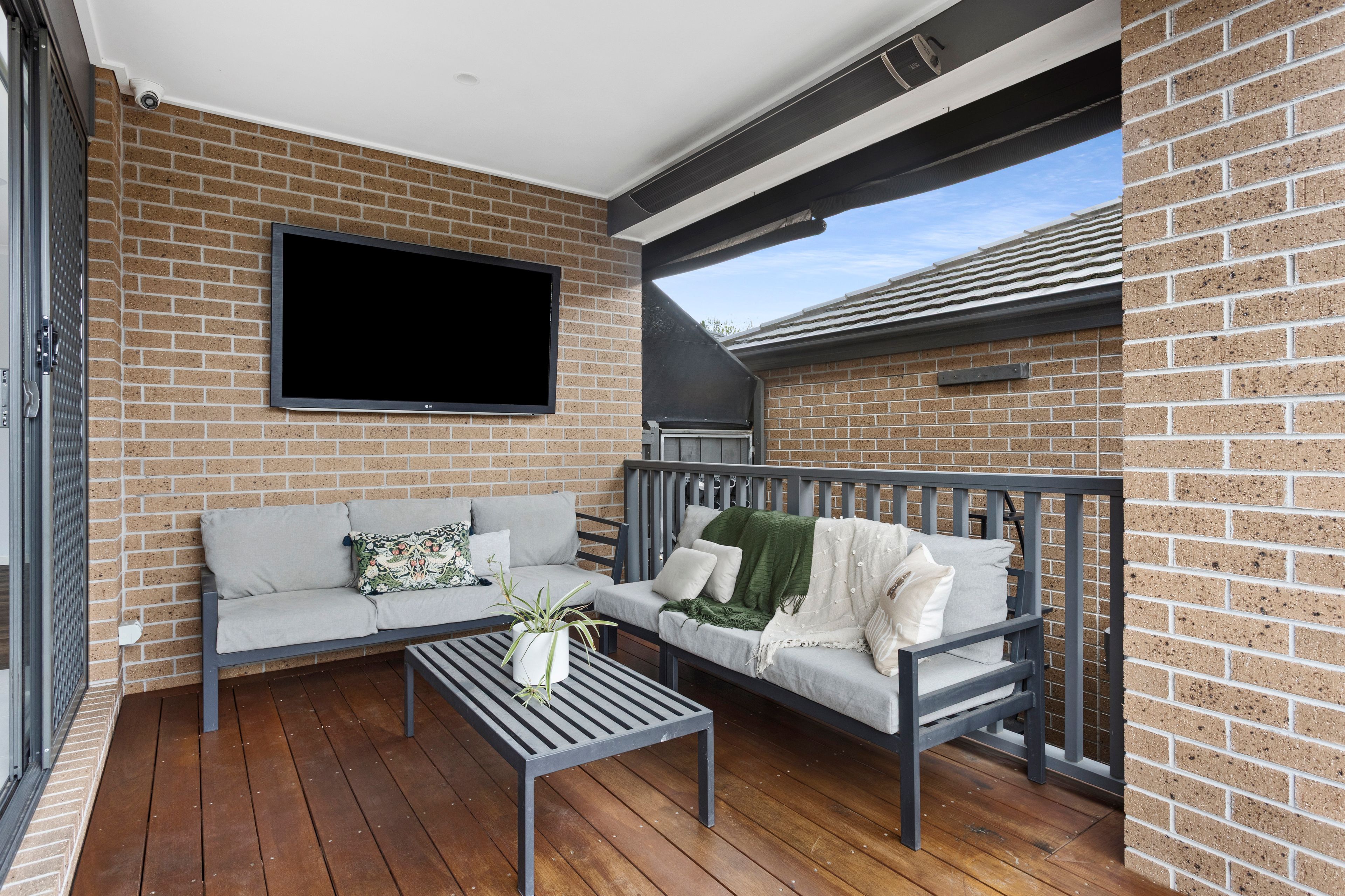 3/34 Maria Drive — photo 3 of 10