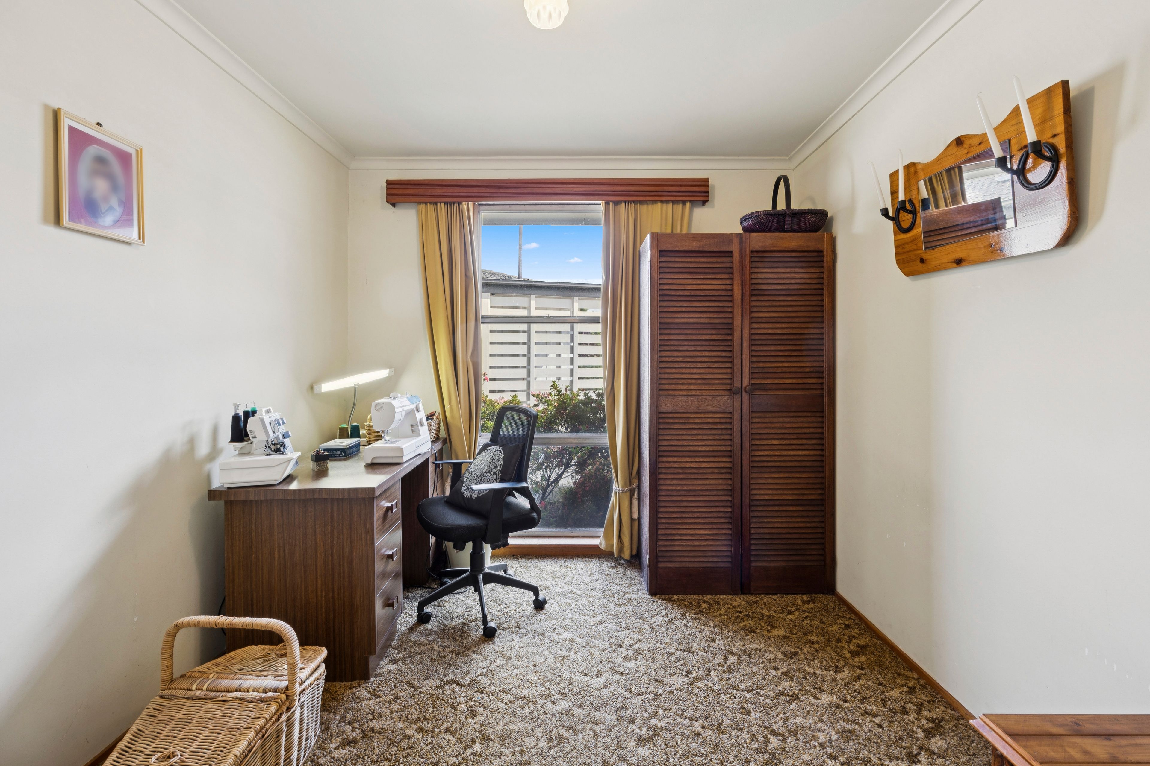 11 Bowen Street — photo 10 of 13
