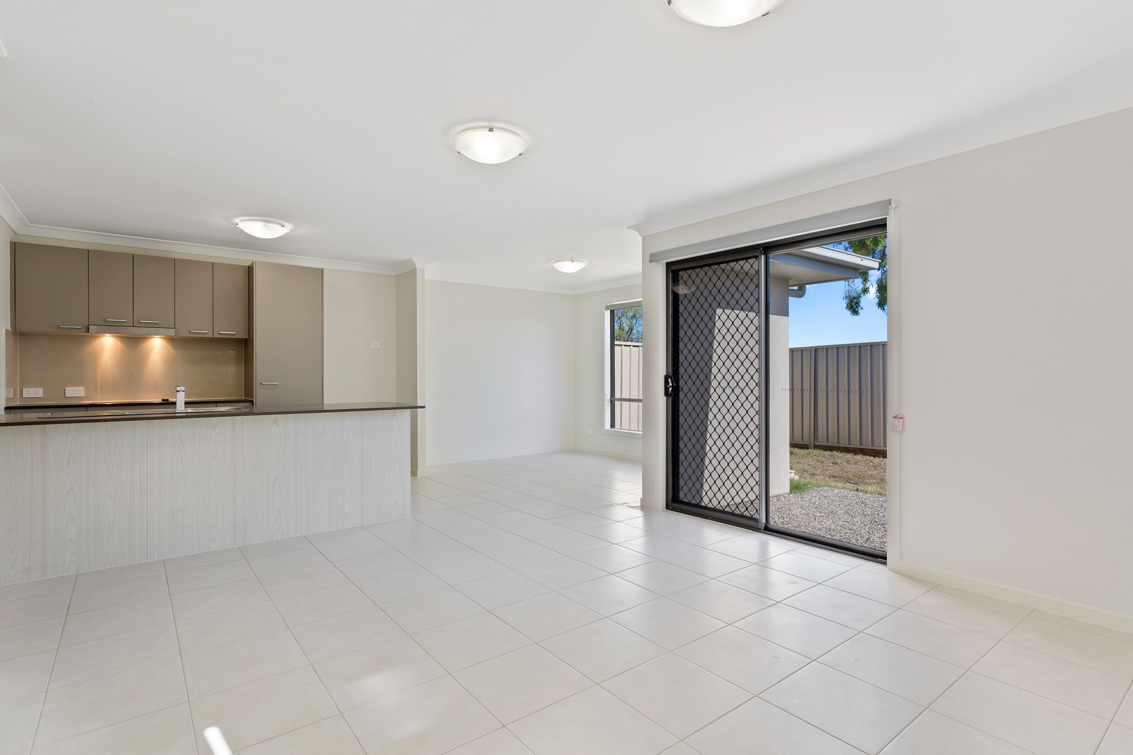 2/18 Minnett Street, Glenvale, QLD 4350