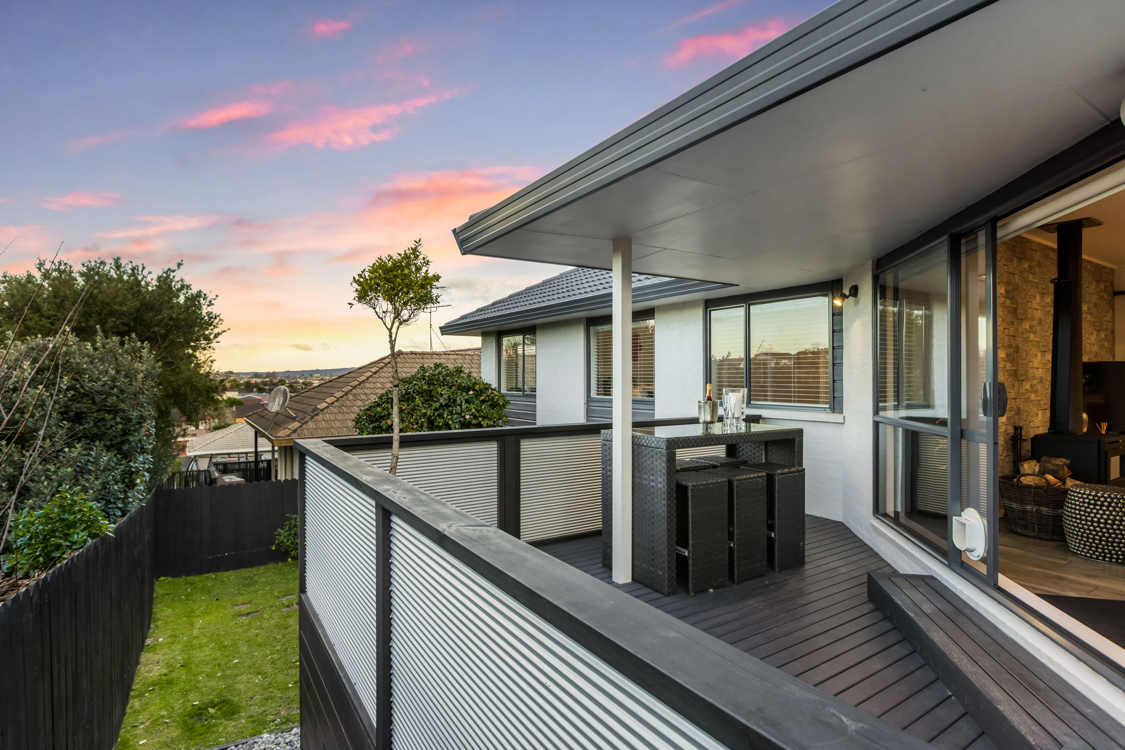 2/100 Gosford Drive, Botany Downs, Manukau City