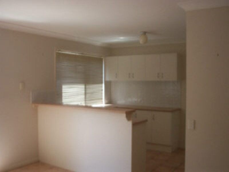 14 Wivenhoe Place, Runcorn, QLD 4113