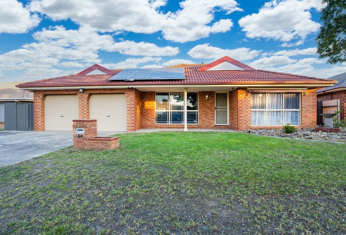 54 Saville Avenue, Lavington, NSW 2641