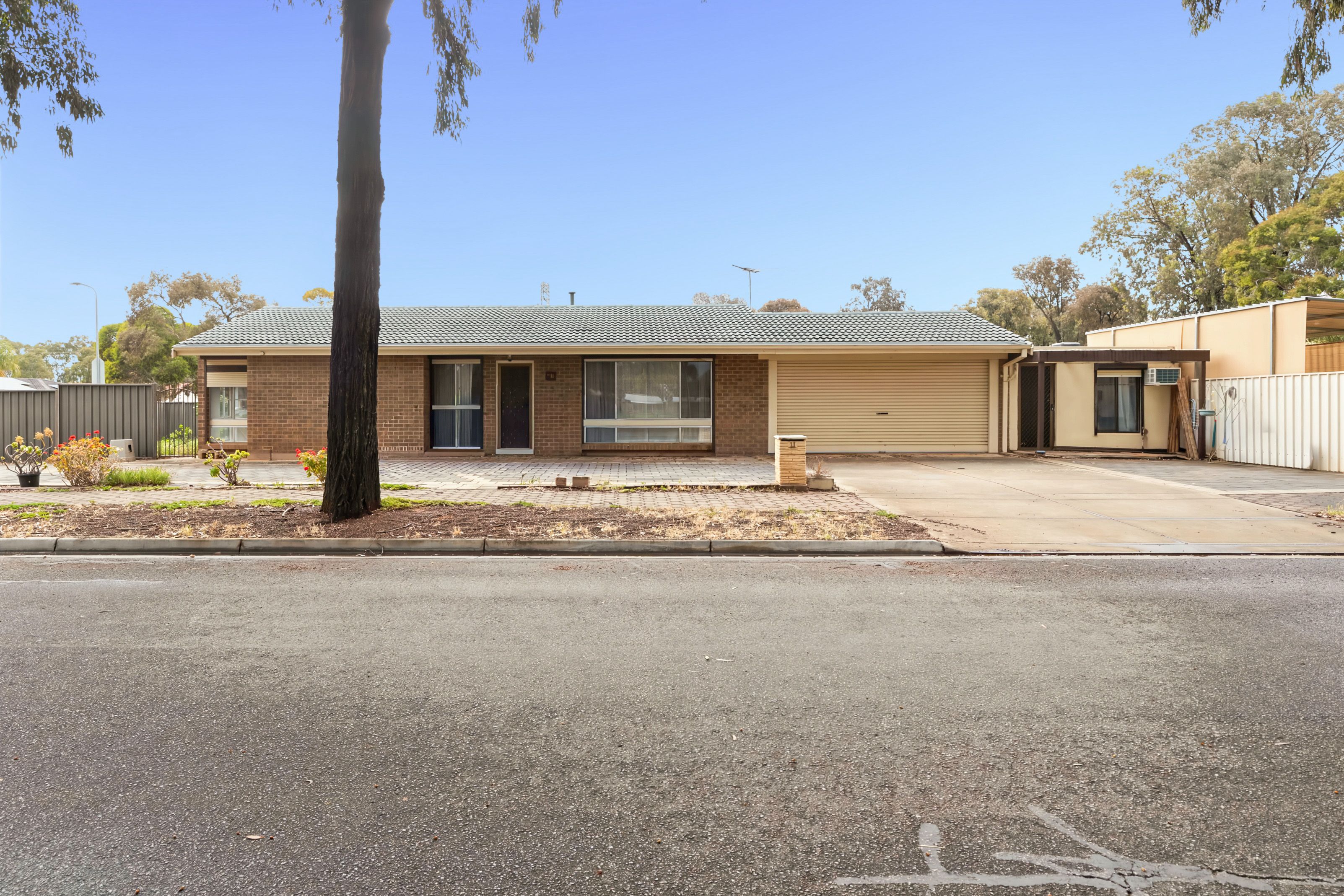 11 Norbury Drive, Salisbury Downs, SA 5108