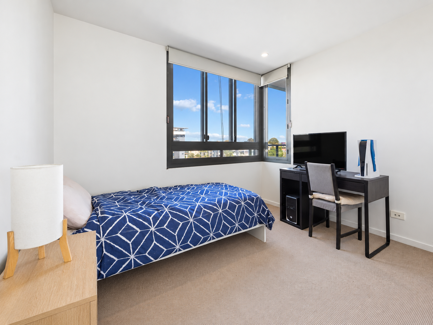 504/16 Aspinall Street — photo 7 of 16