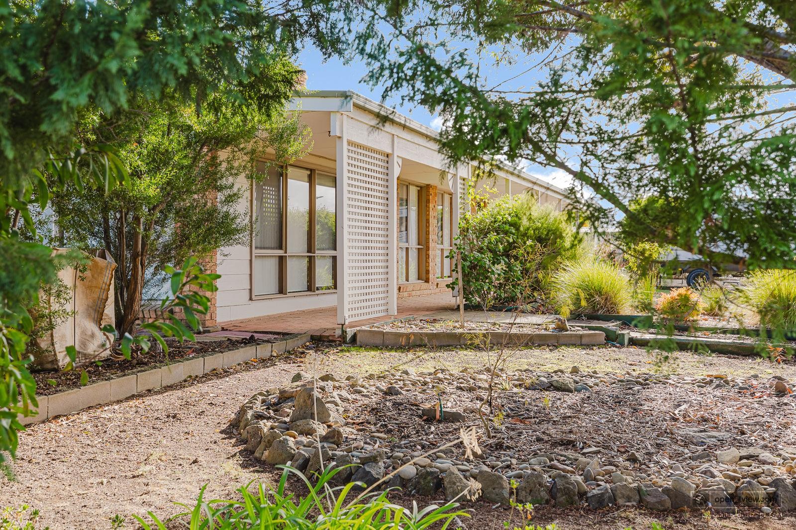 3 Gunsynd Court, Bacchus Marsh, VIC 3340