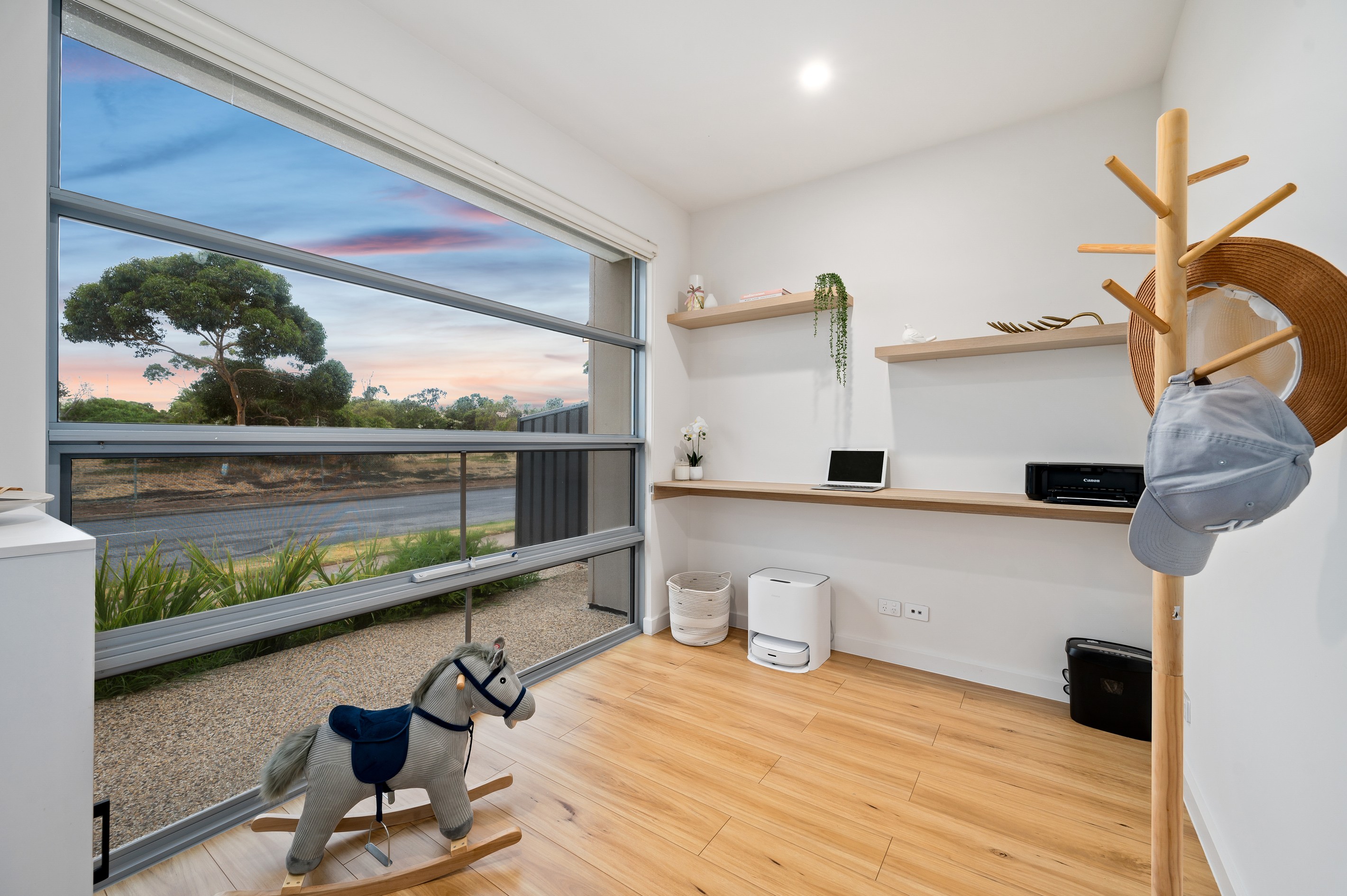104 Lochside Drive, West Lakes, SA 5021