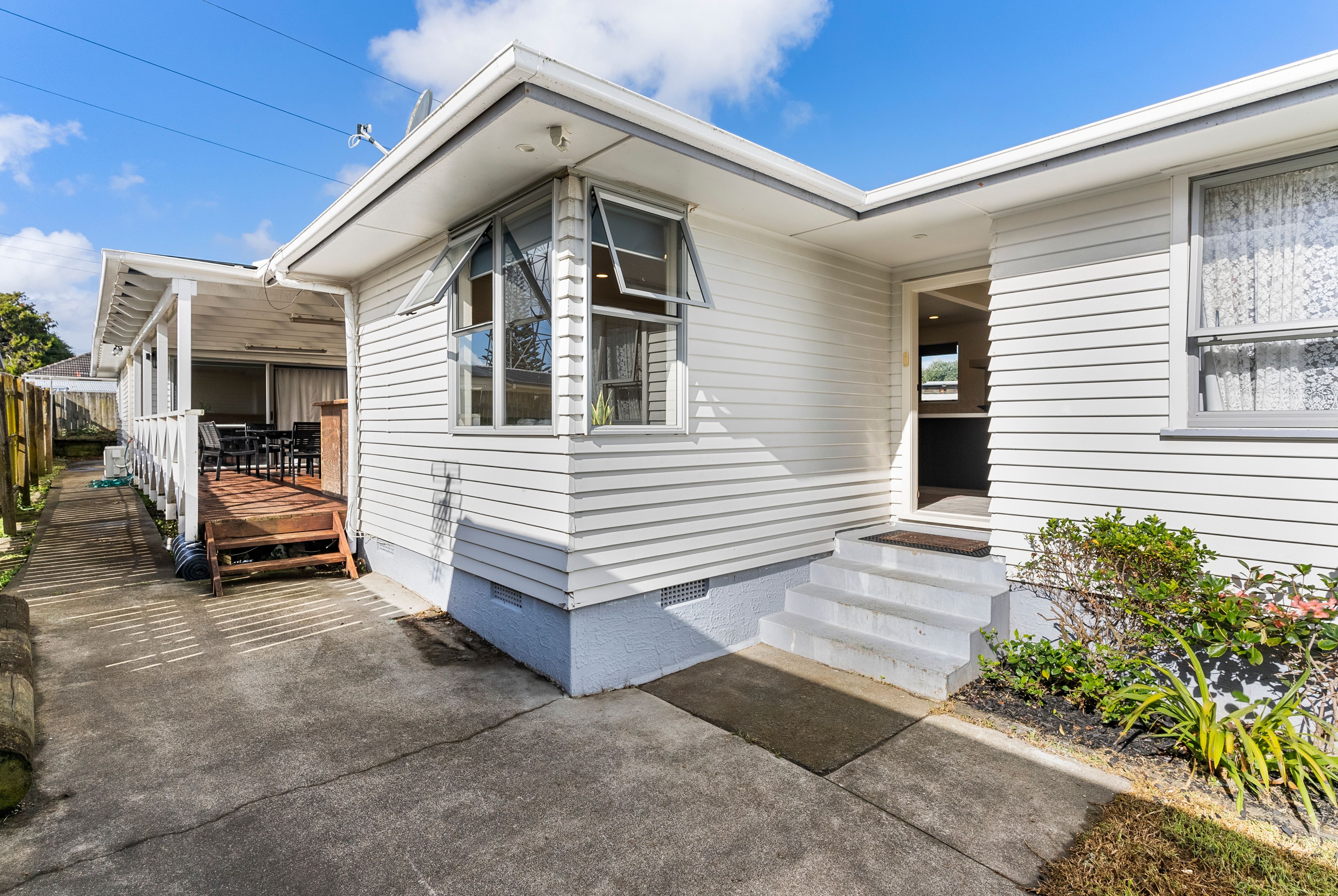 15 Fisher Crescent, Otara, Manukau City