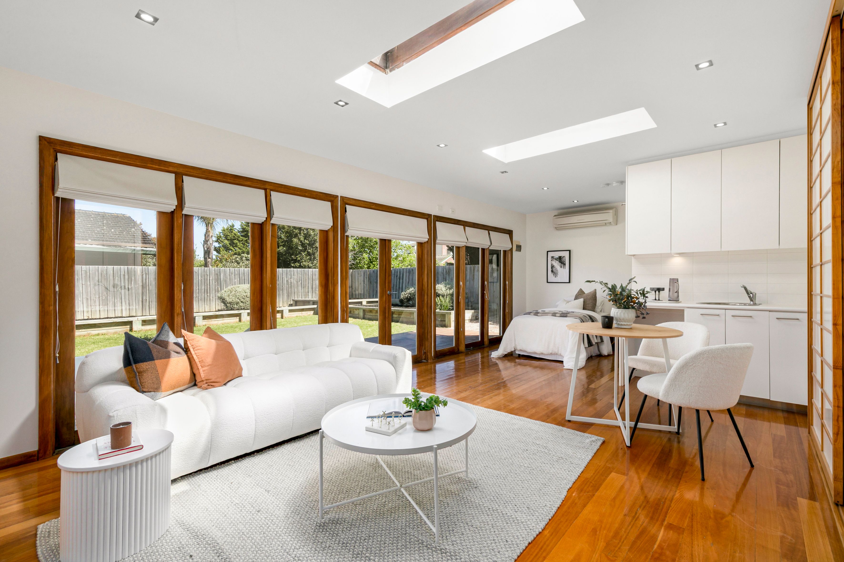 22 Normanby Drive — photo 12 of 15