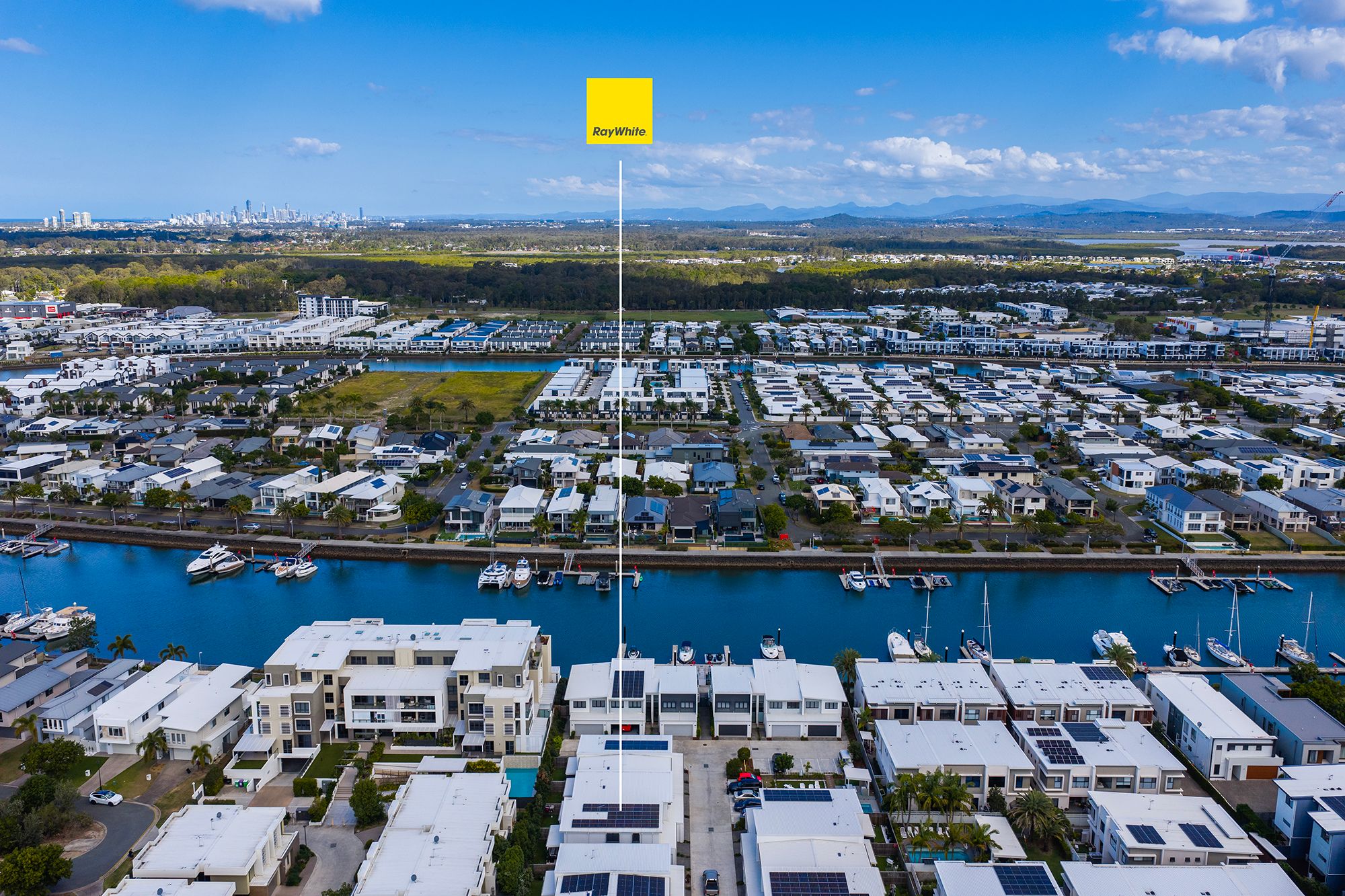 13/35 Sickle Avenue, Hope Island, QLD 4212
