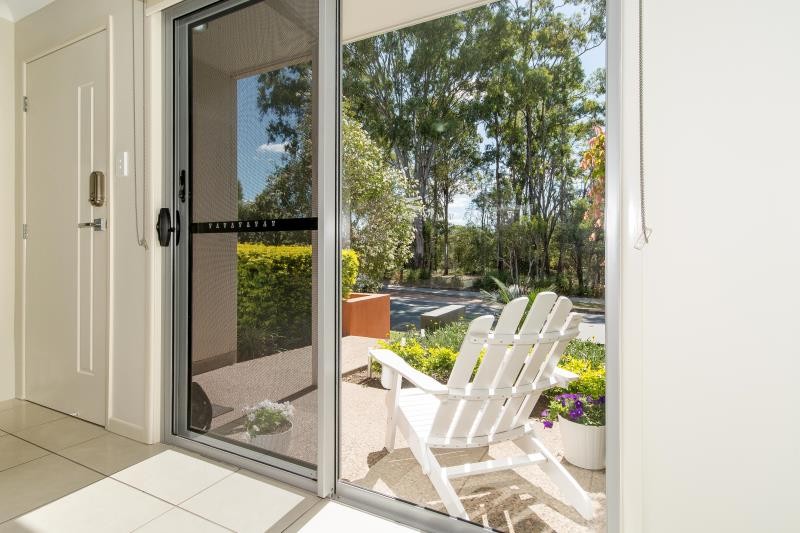 2/12 Carnarvon Crescent, Fitzgibbon, QLD 4018
