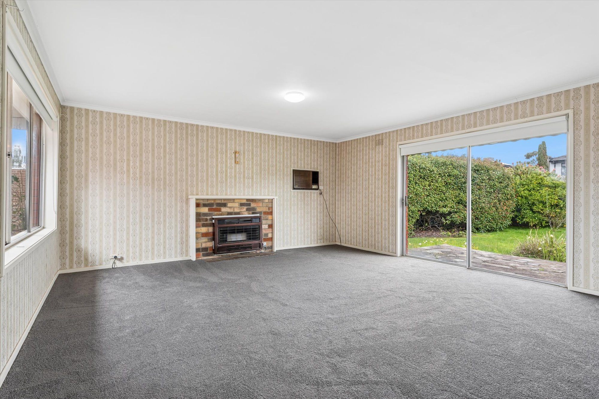 43 King Parade, Knoxfield, VIC 3180