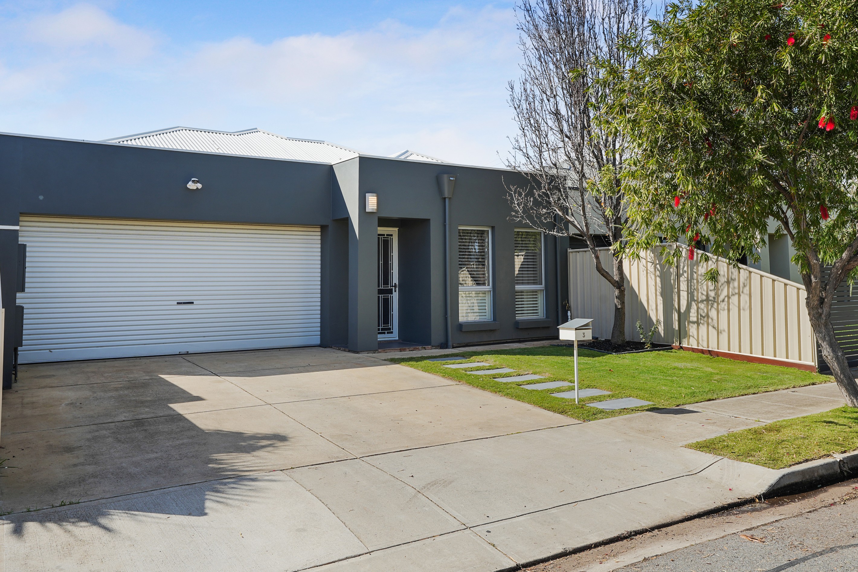 3 Cowra Crescent, Park Holme, SA 5043