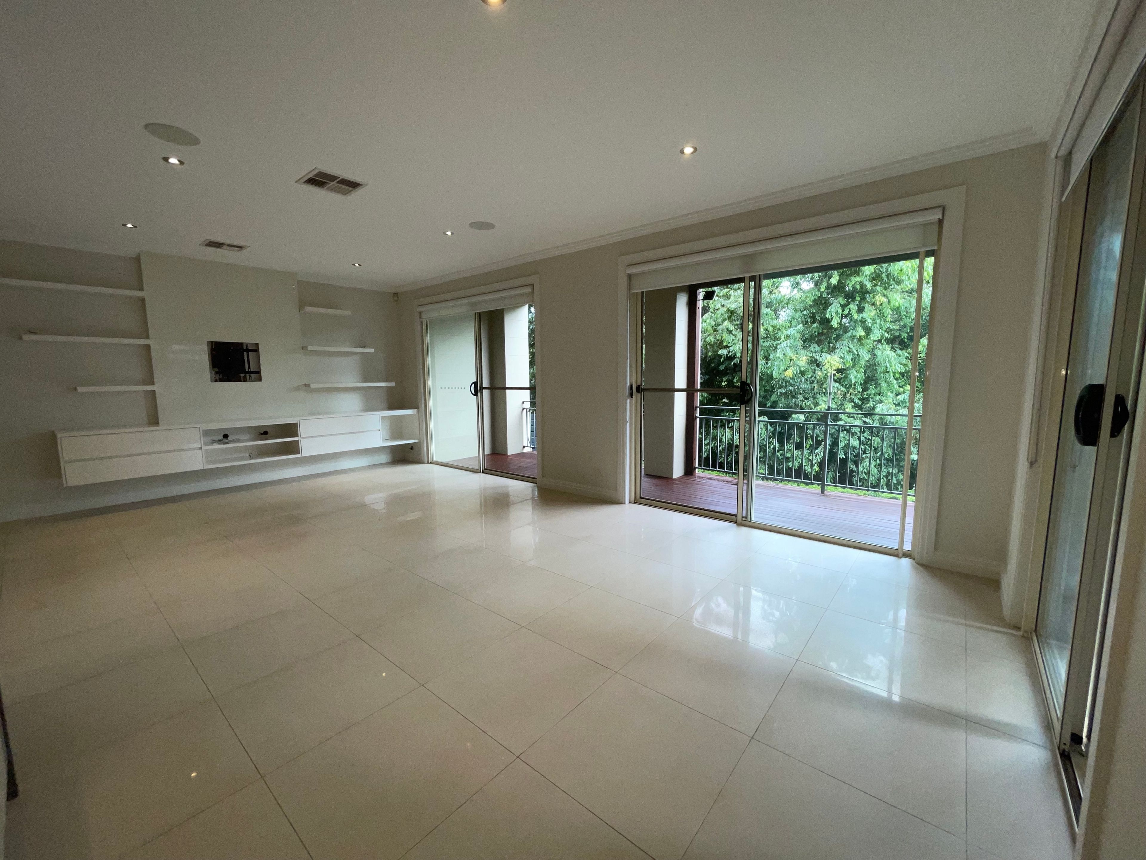 11 Scaranish Way, Macquarie Links, NSW 2565