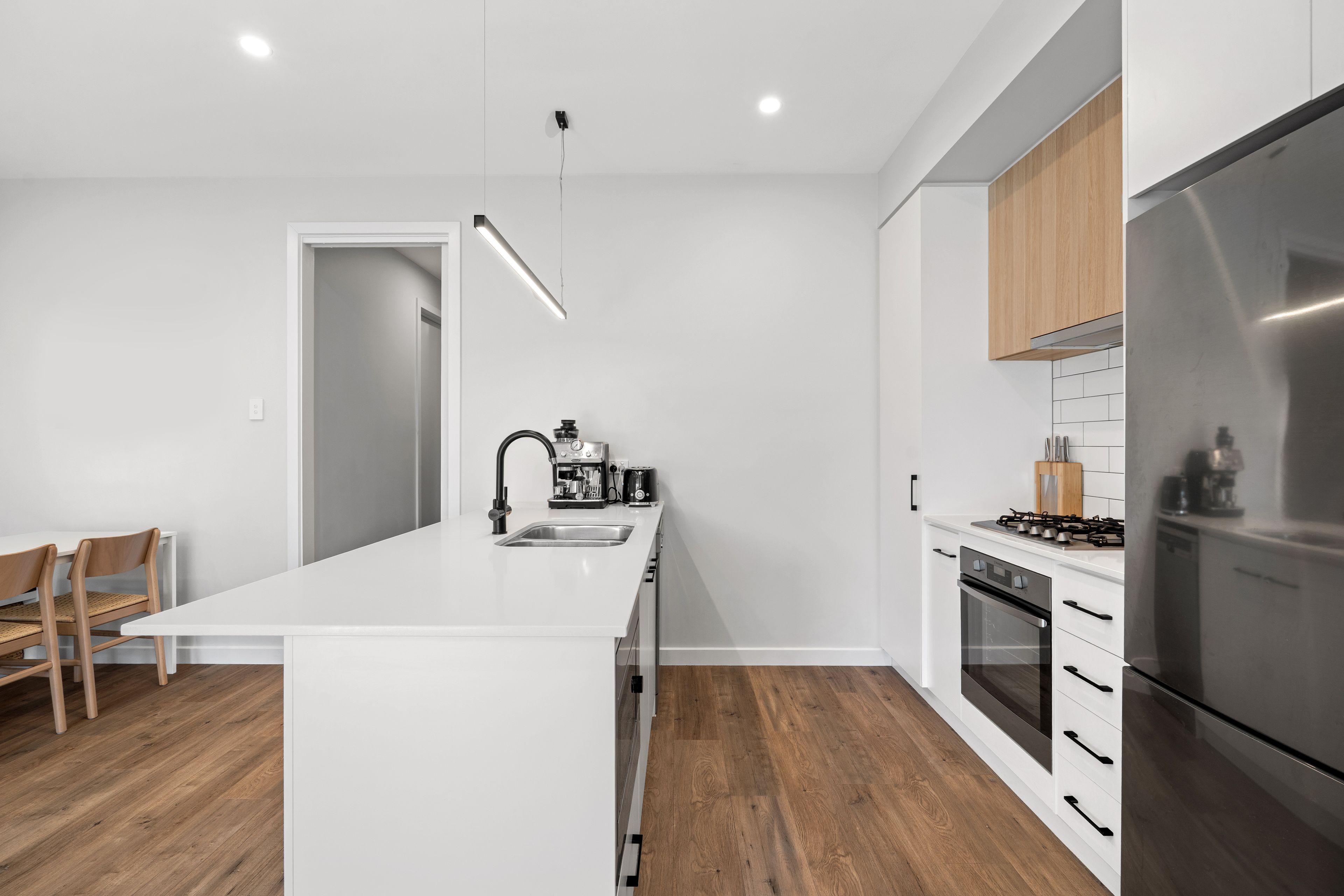 16A Egmont Avenue — photo 8 of 18
