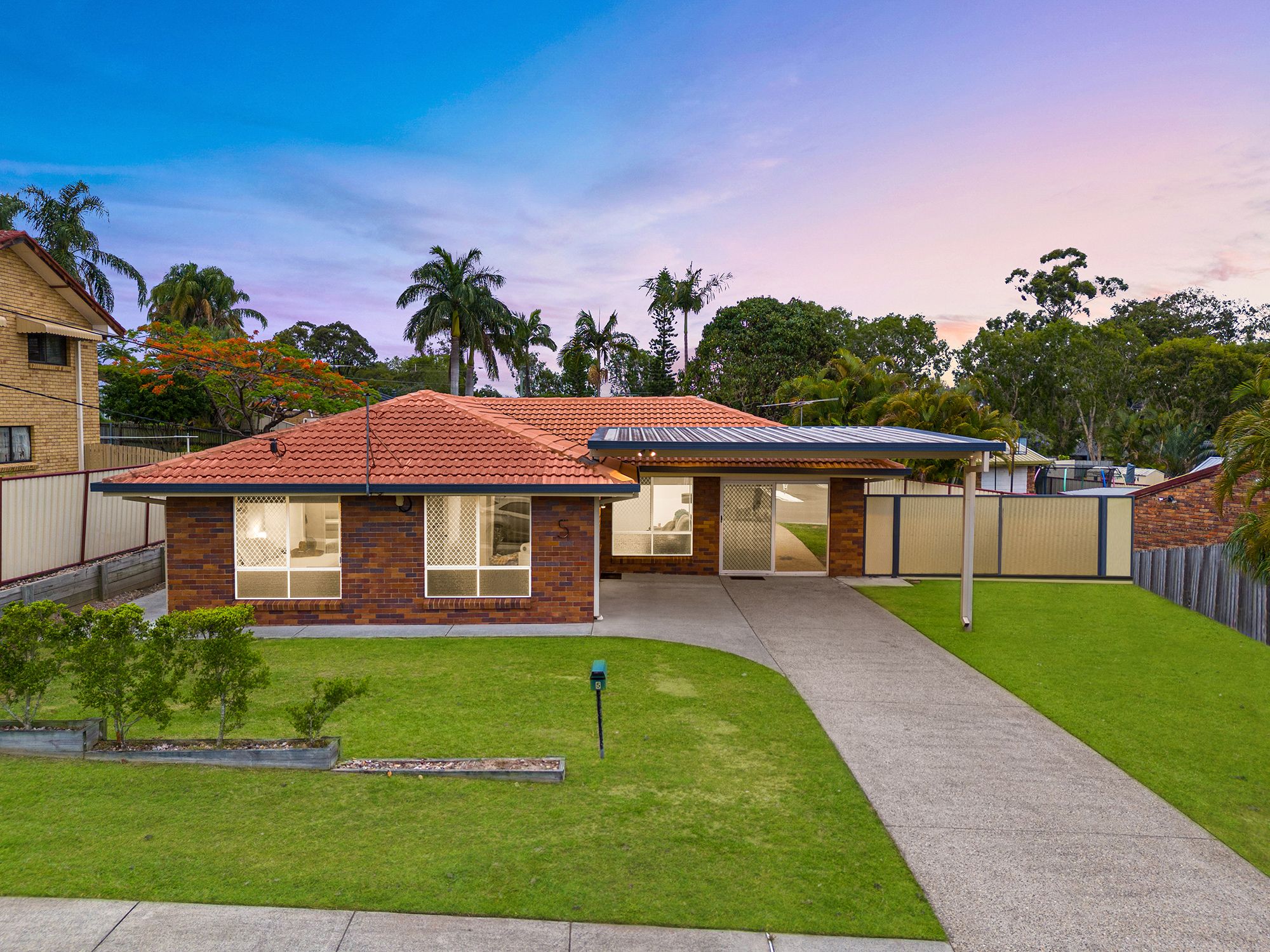 5 Volant Street, Regents Park, QLD 4118