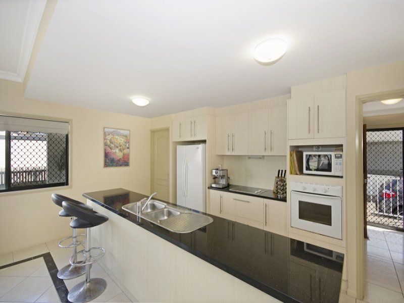 1/56 Palm Street, Rowes Bay, QLD 4810