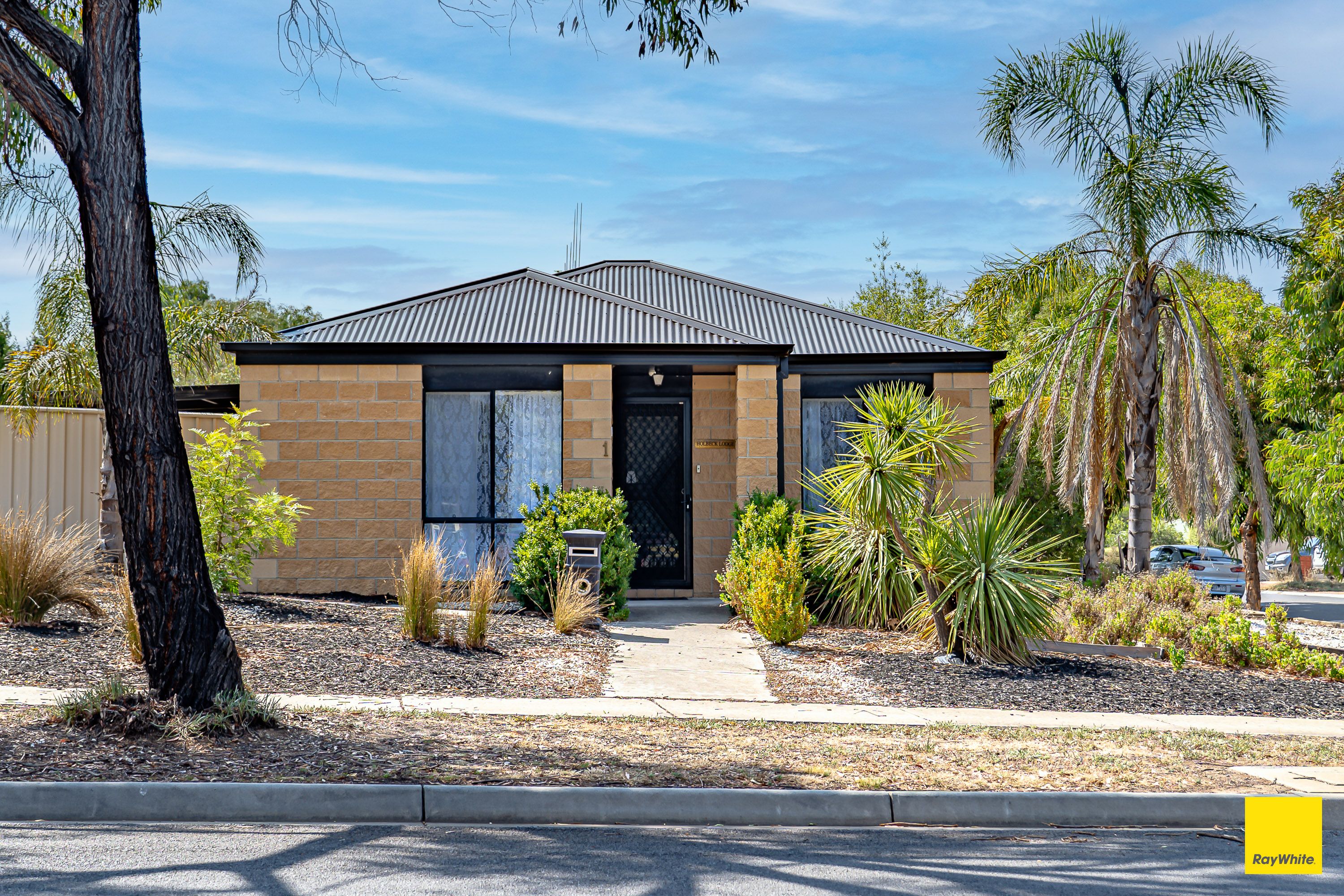 1 Westwood Drive, California Gully, VIC 3556