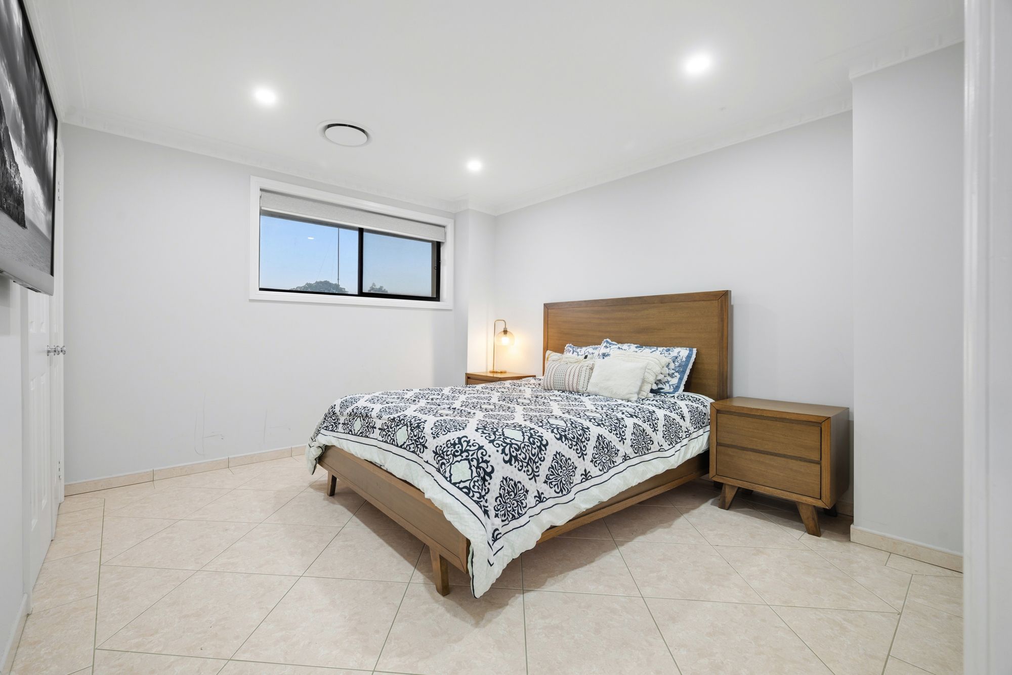 100 Glengarry Drive, Glenmore Park, NSW
