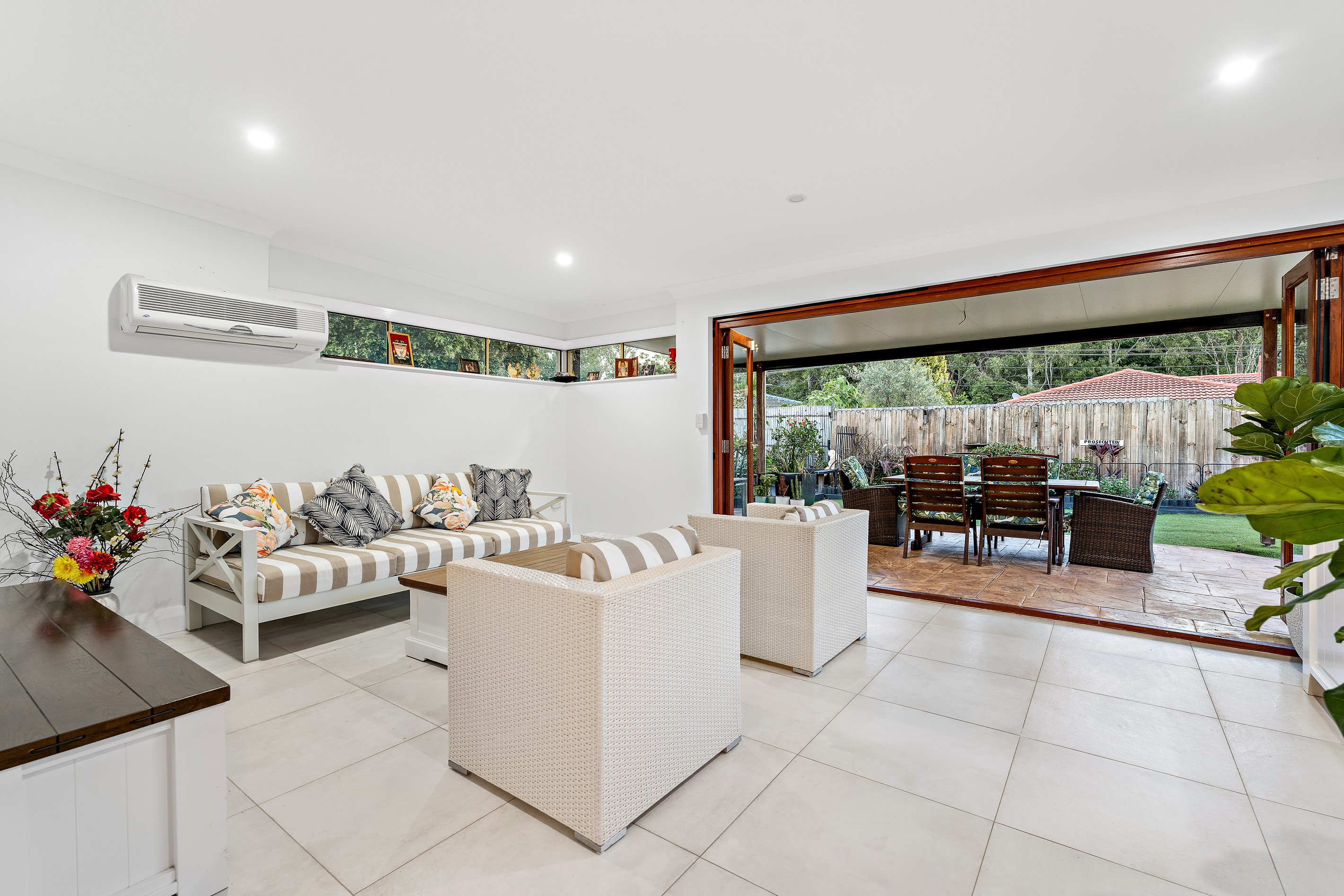 6 Nevern Street, Macgregor, QLD 4109