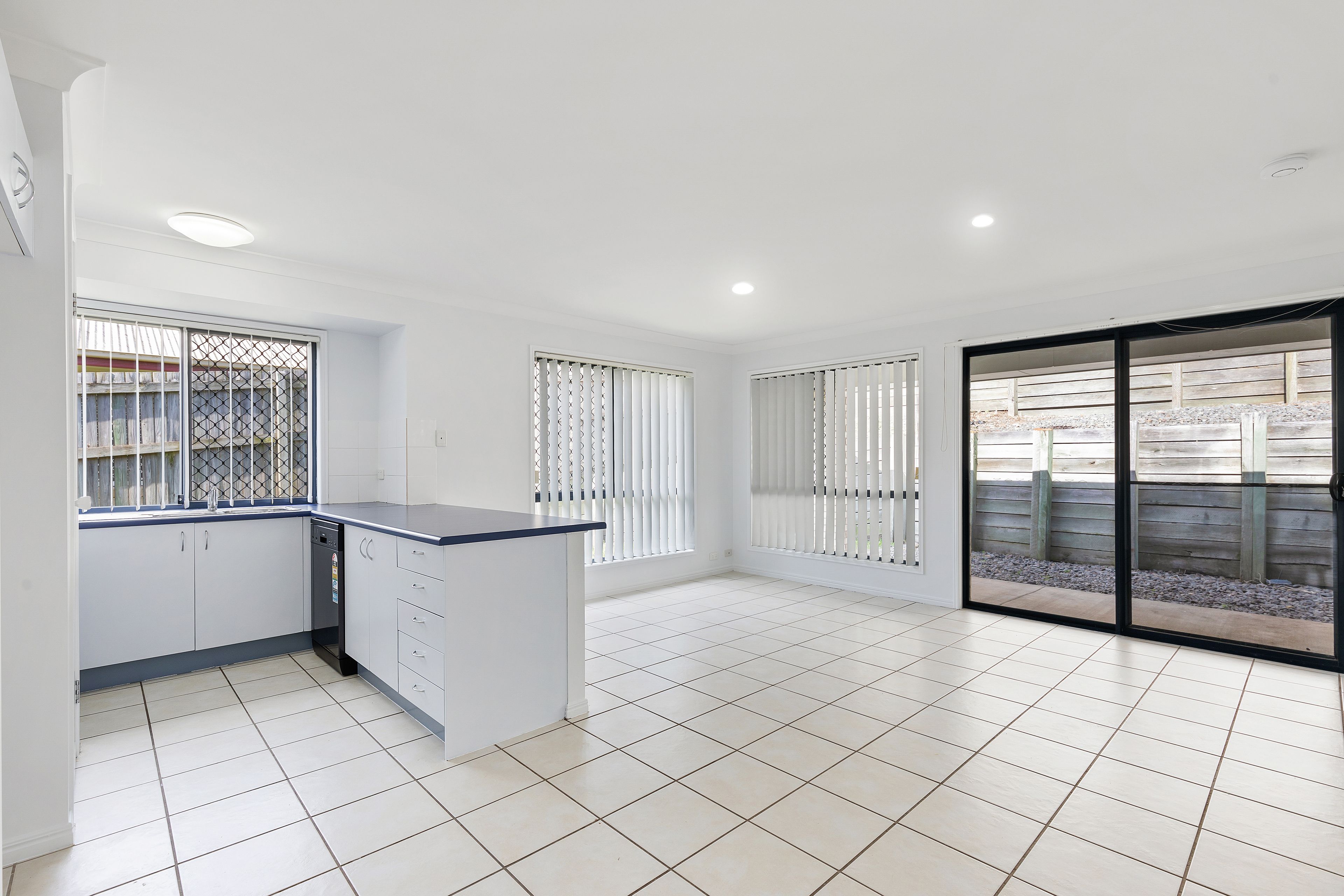 12 Cuttaburra Crescent, Glenvale, QLD 4350