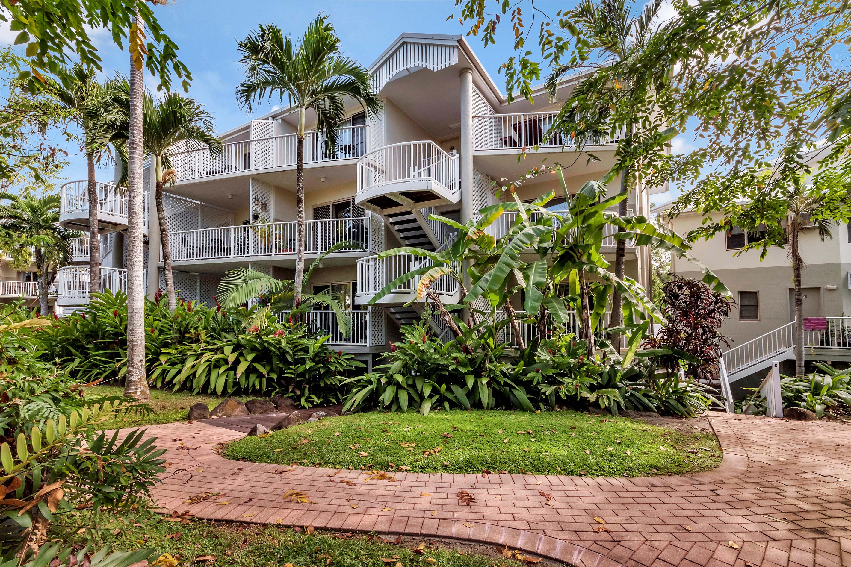 43/129 Oleander Street, Holloways Beach, QLD 4878