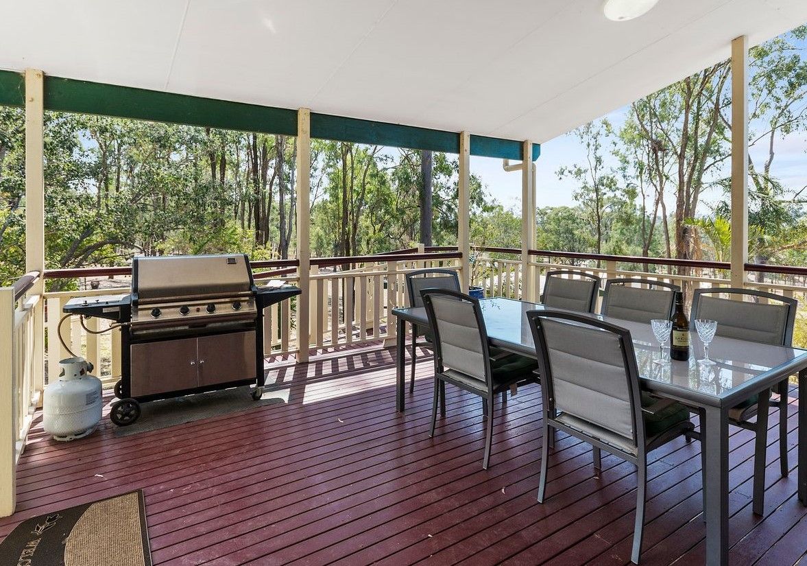 106 Pine Crescent, Esk, QLD 4312