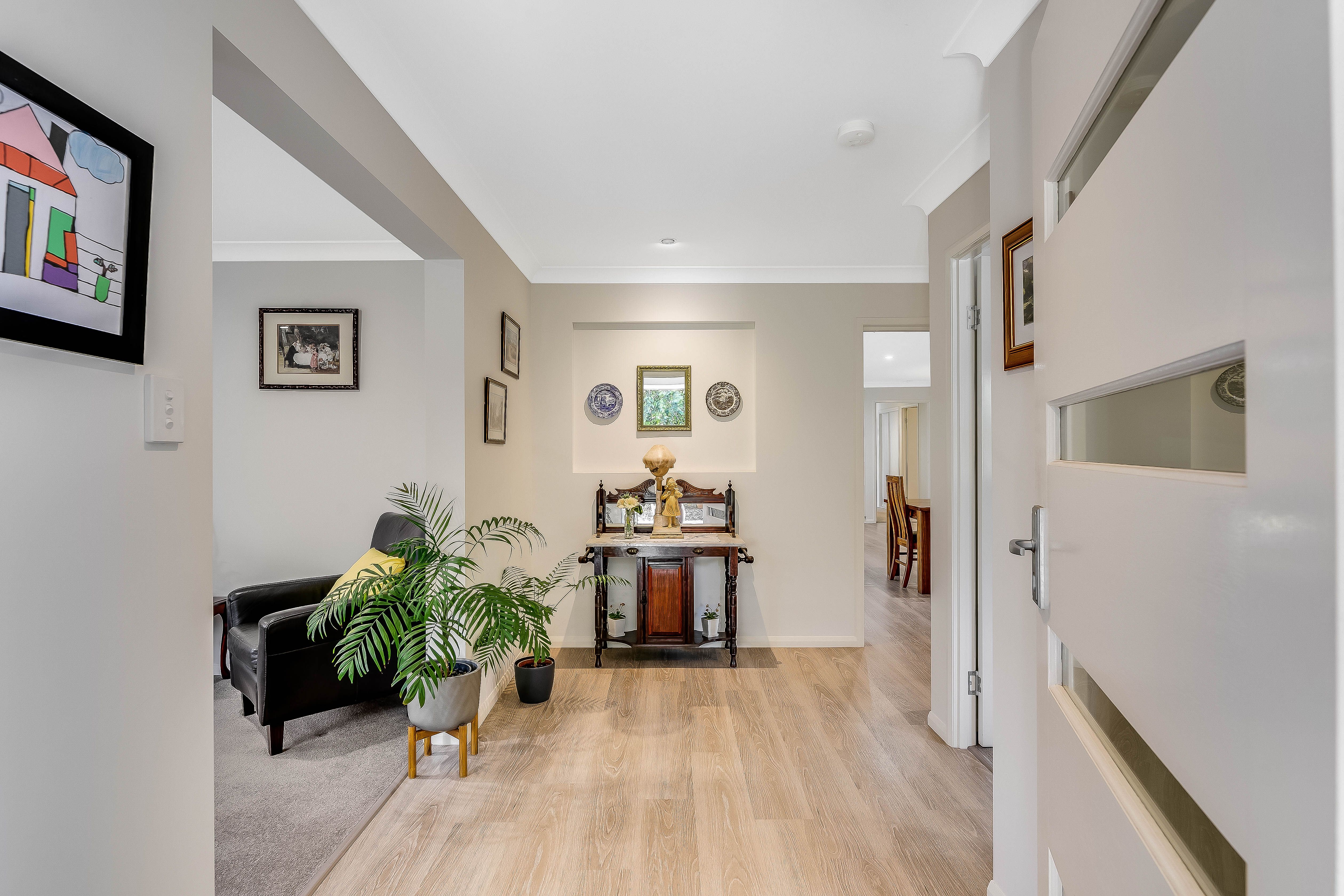 2 Nielsen Court, Middle Ridge QLD 4350