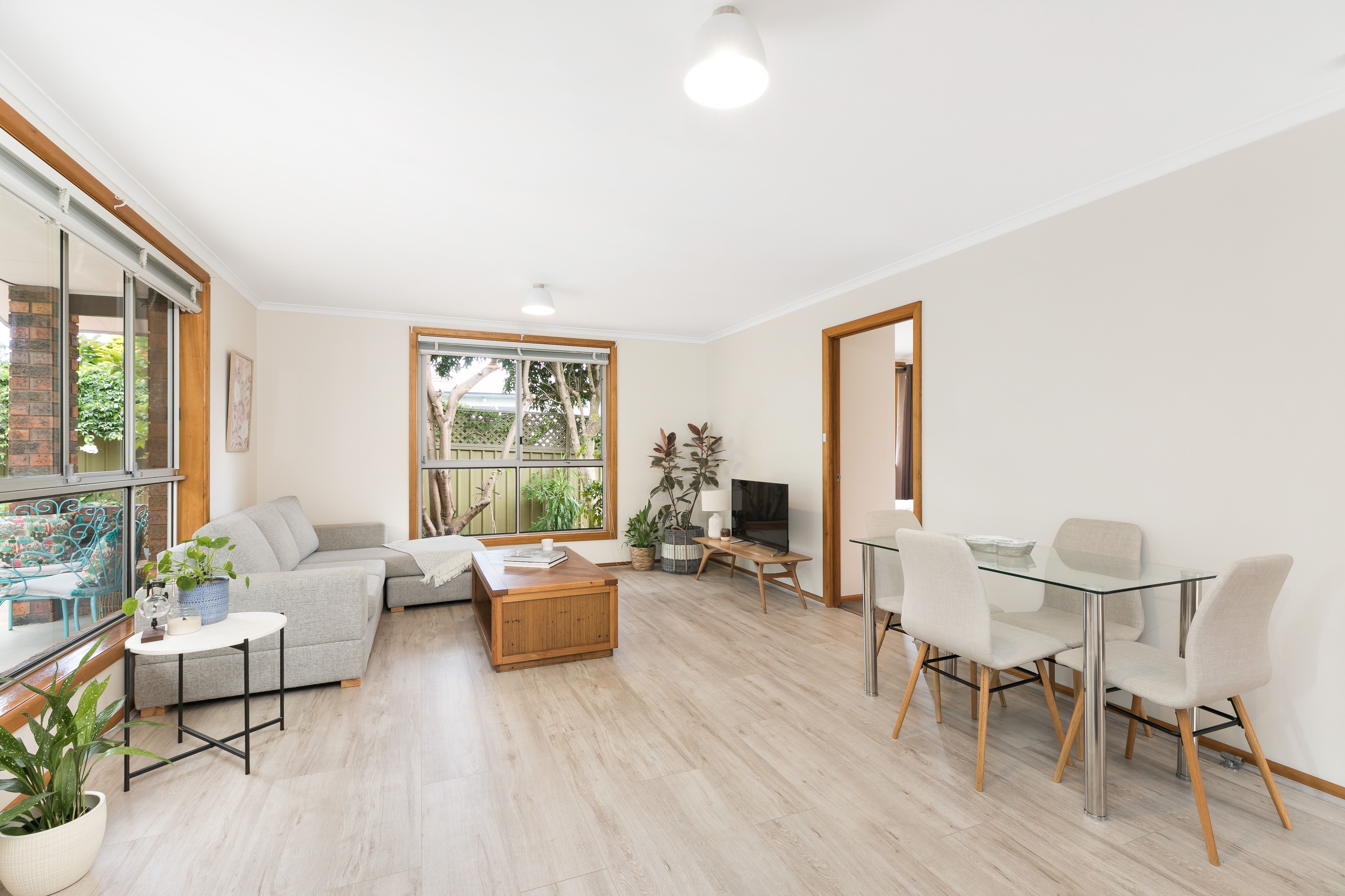 33 Churchill Avenue, Kirrawee, NSW 2232