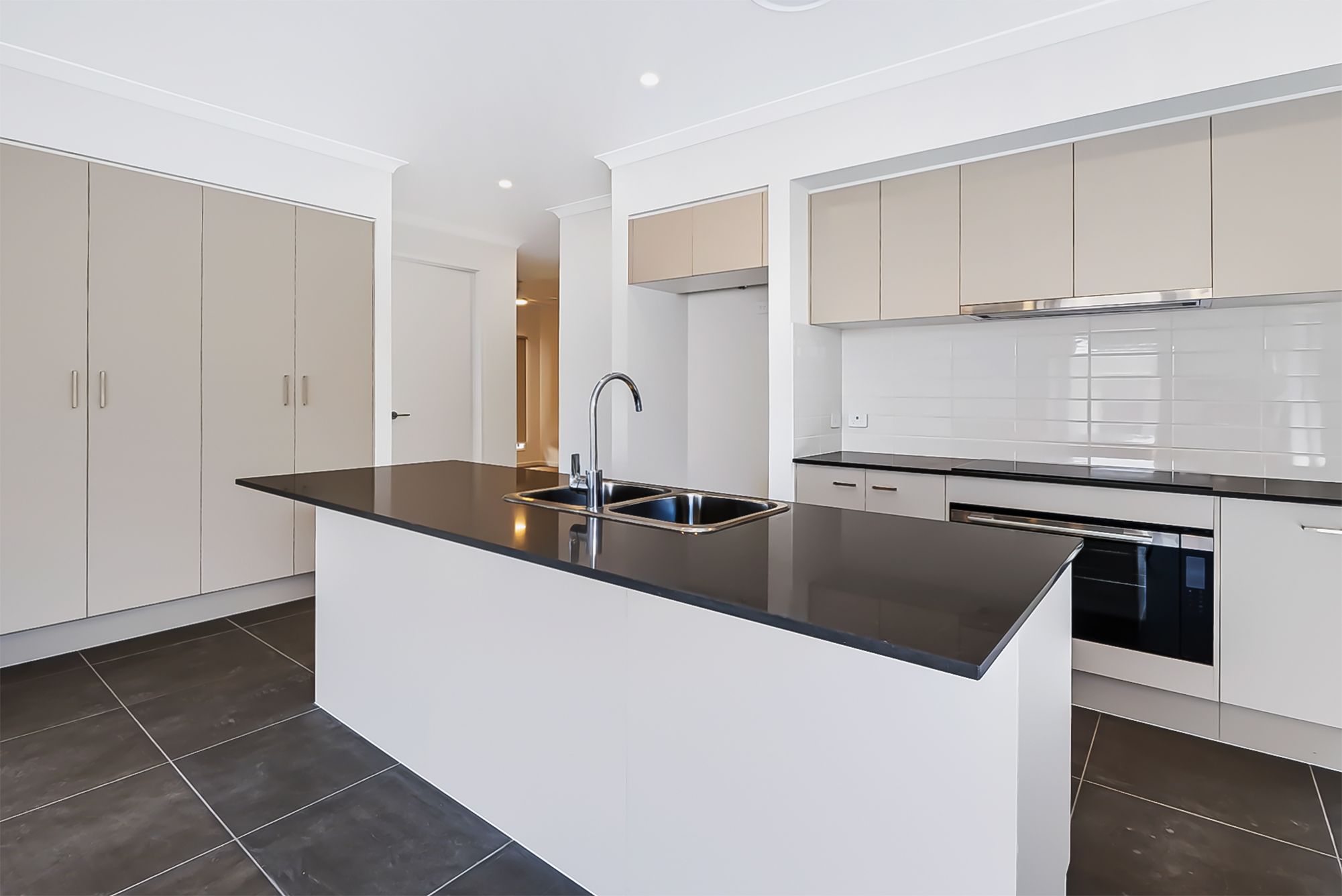 12 Flat Pea Crescent, Deebing Heights, QLD 4306