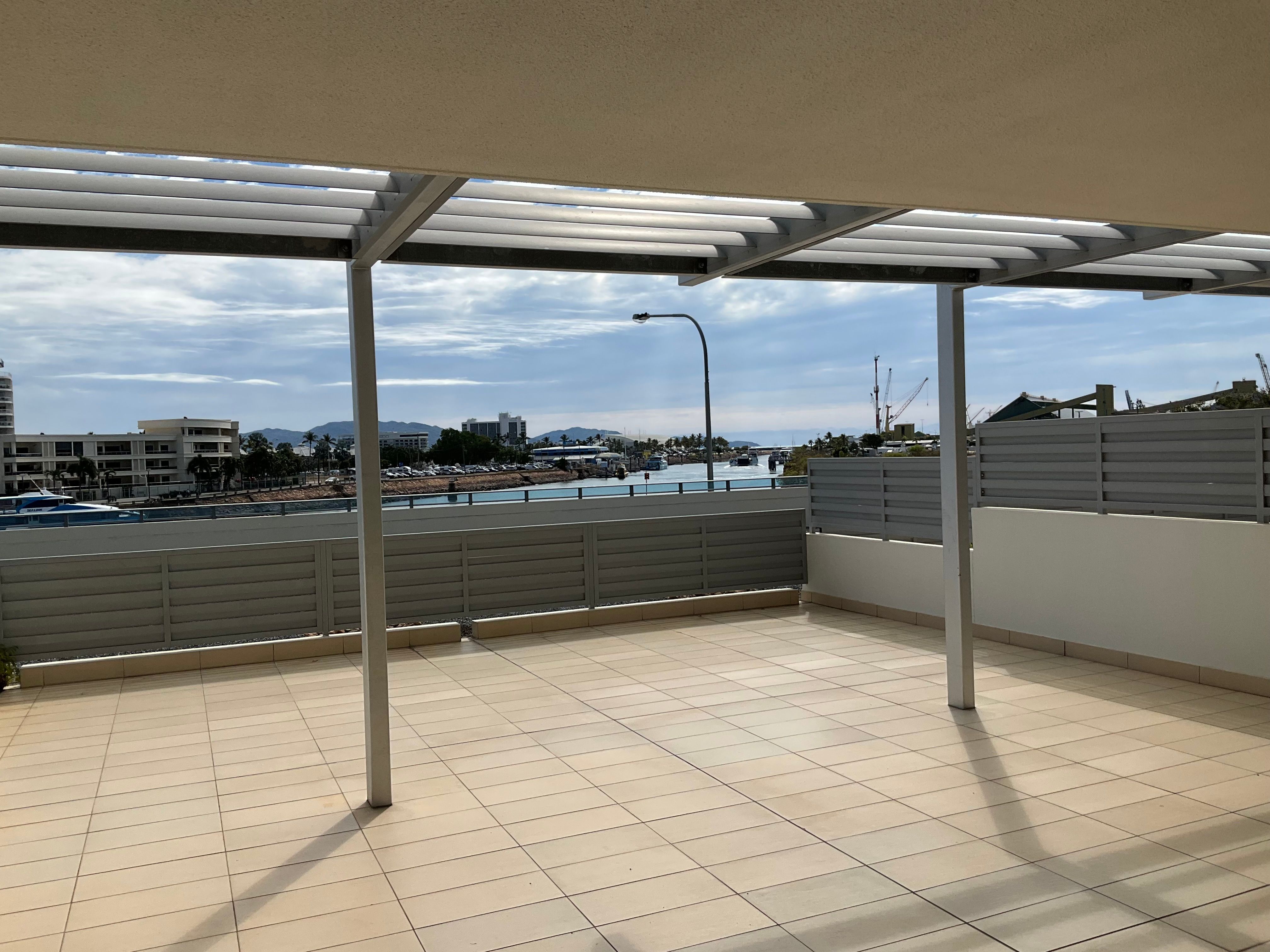 Bank For Your Future - One of Townsville's Most Prestigious Unit Complex's With a Secure Lease In Place — photo 7 of 23
