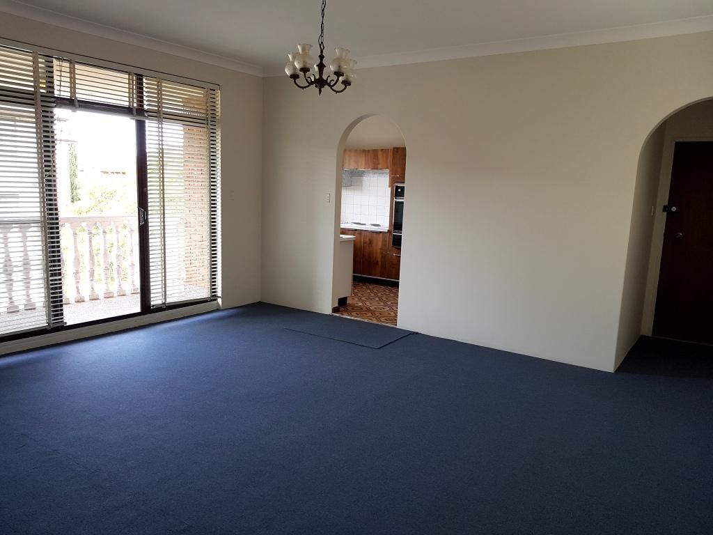 11/6-10 Wincester  Street, Carlton, NSW 2218