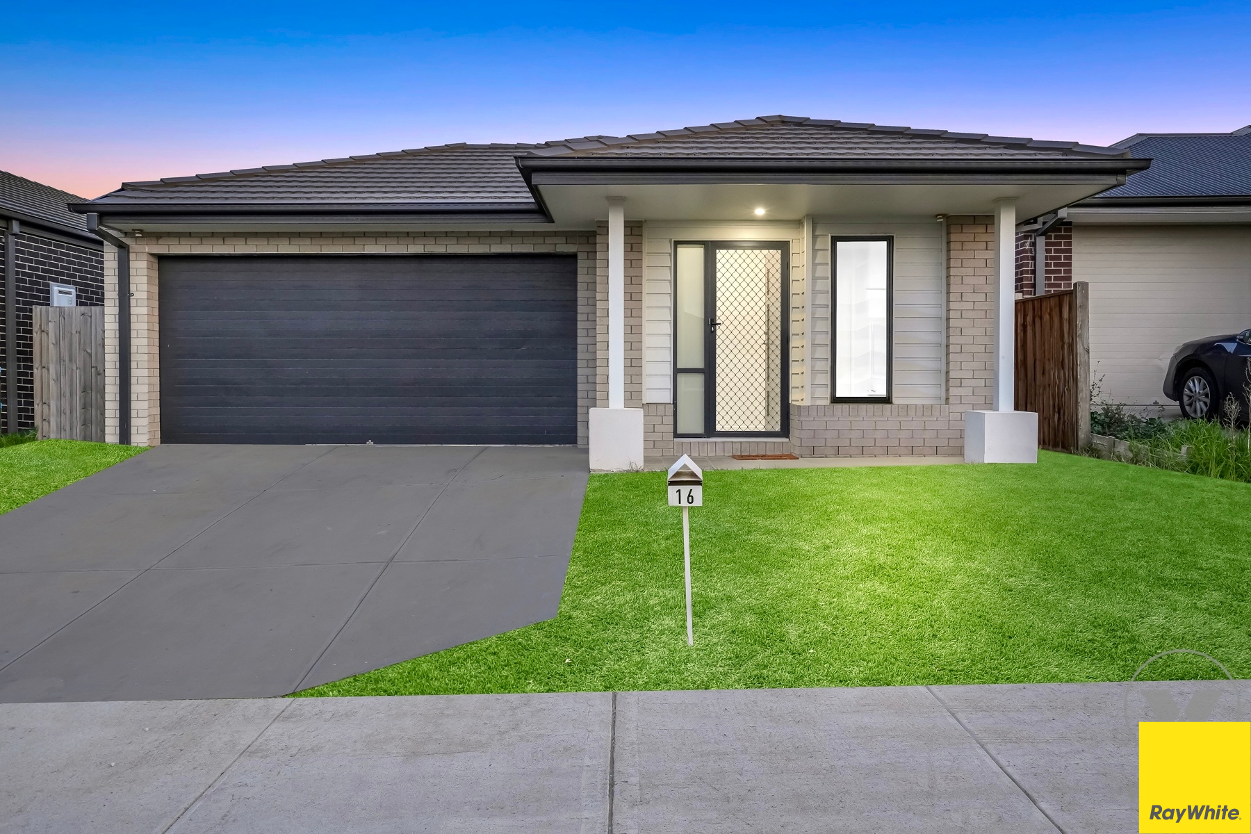 16 Benambra Street , Tarneit VIC 3029