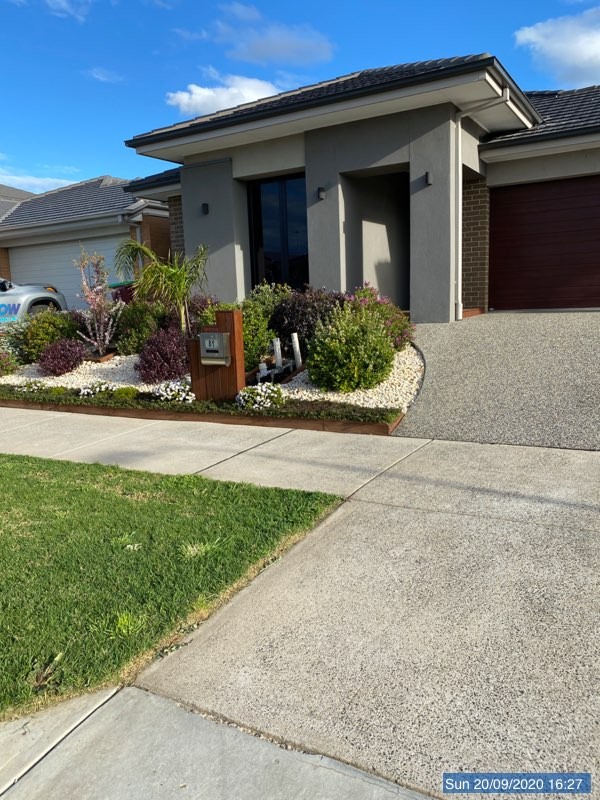 81 Rossiter Retreat, Cranbourne North, VIC 3977