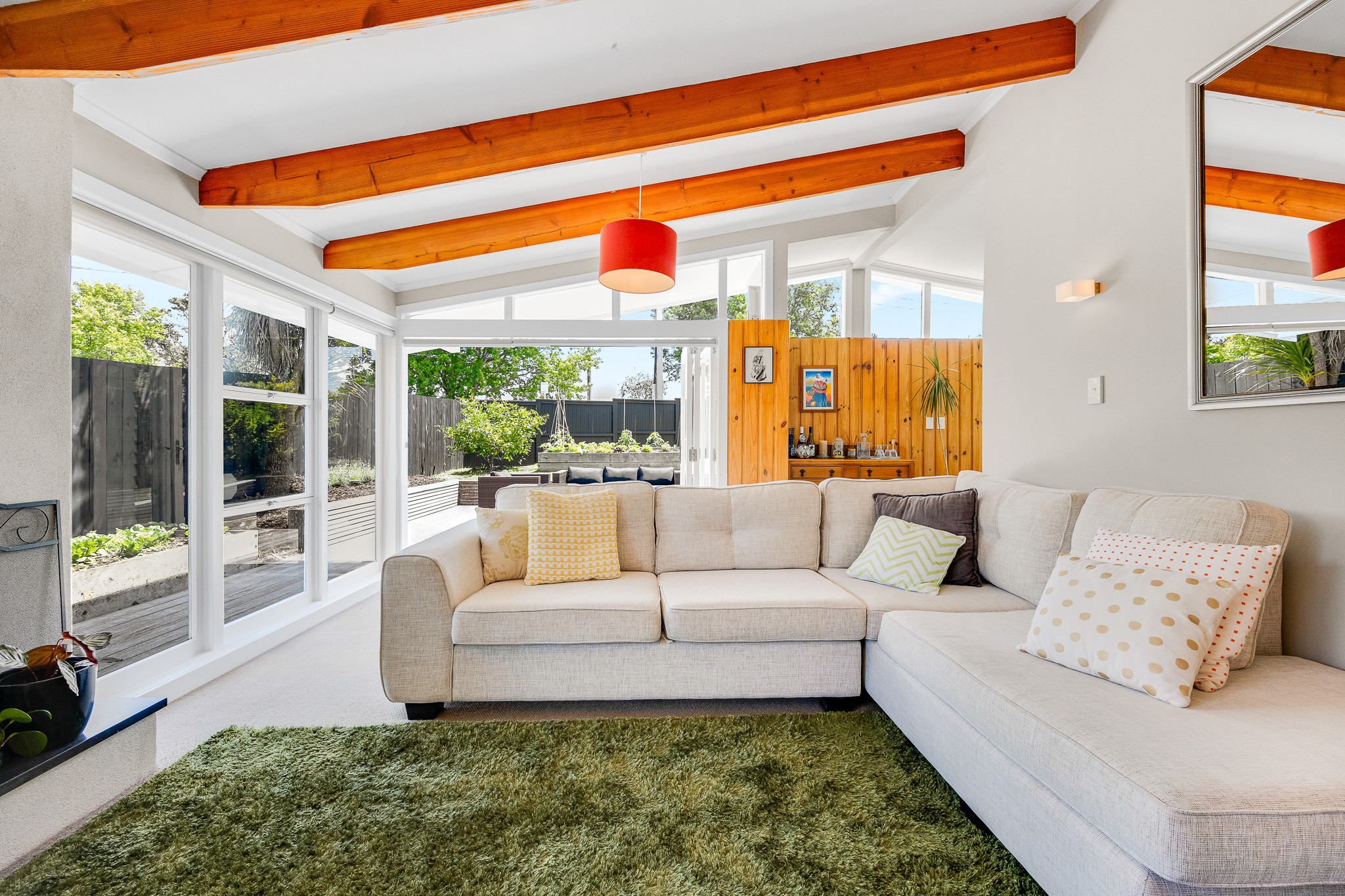 6 Valley View Road, Glenfield, North Shore City