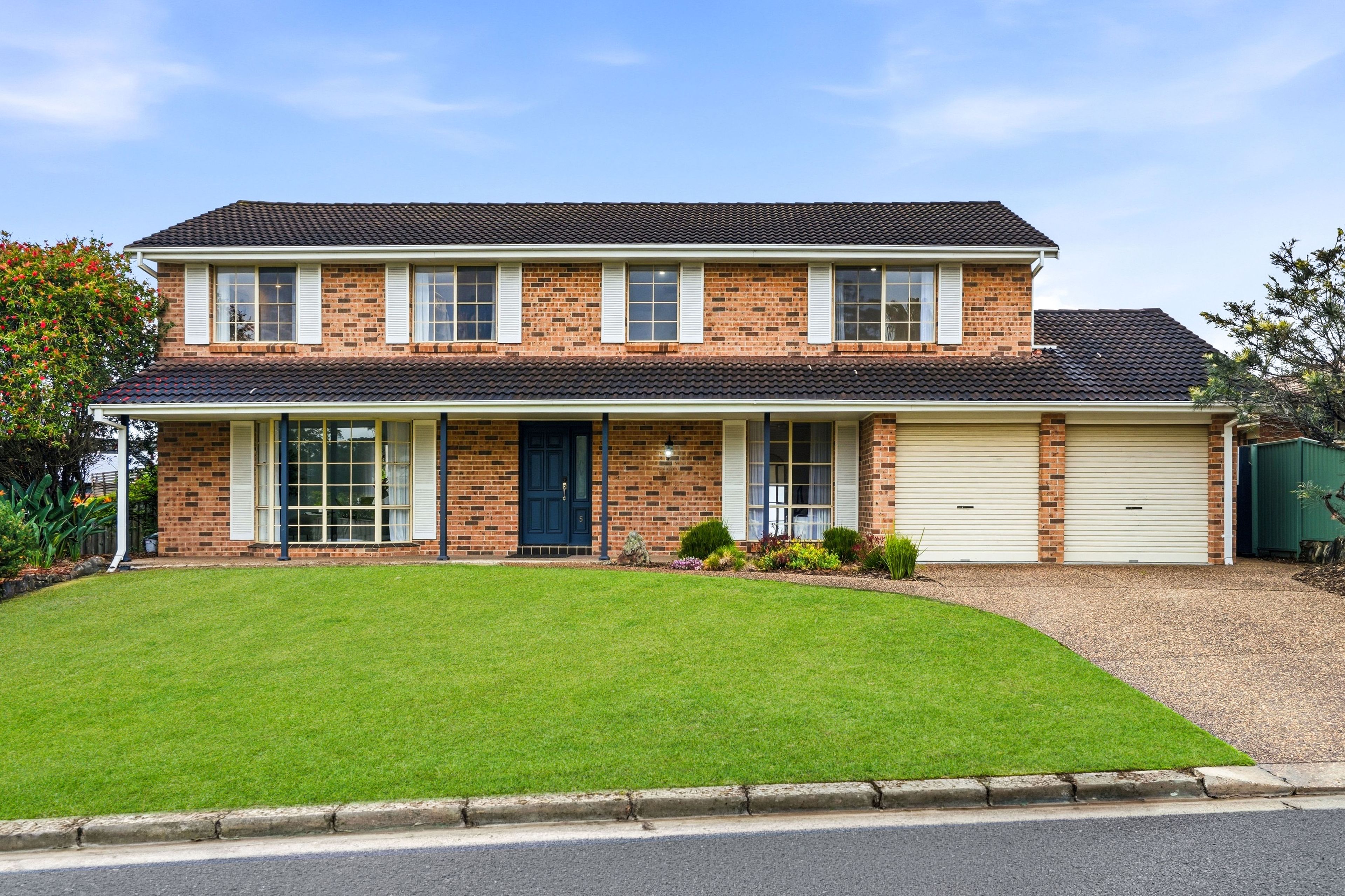 5 Grandoaks Place — photo from Ray White Castle Hill